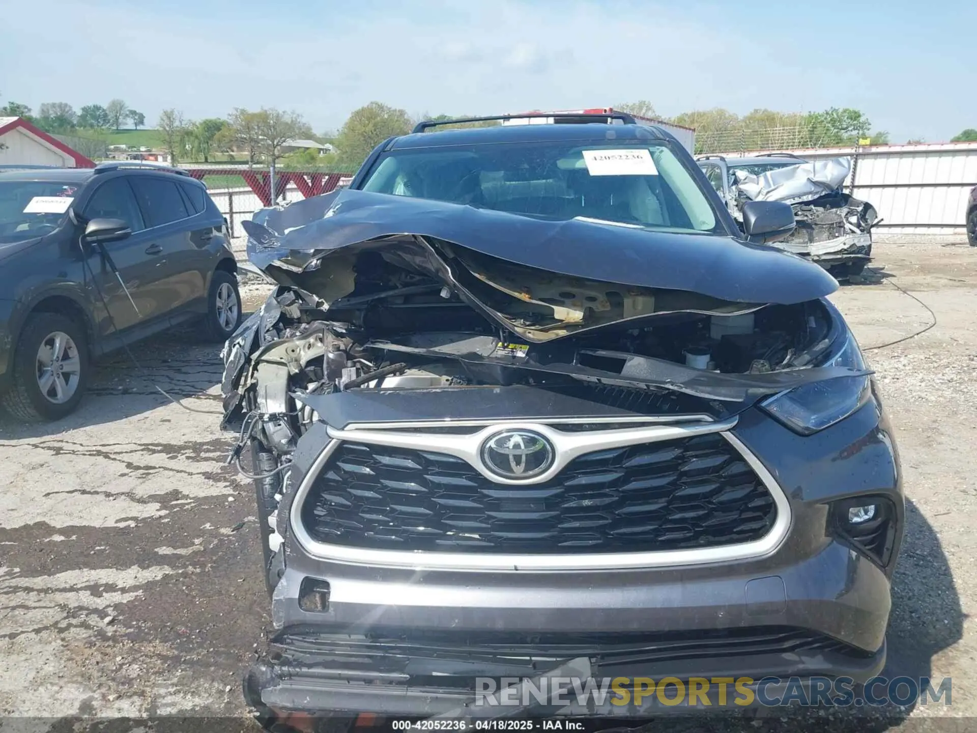 6 Photograph of a damaged car 5TDZZRAH3MS523182 TOYOTA HIGHLANDER 2021