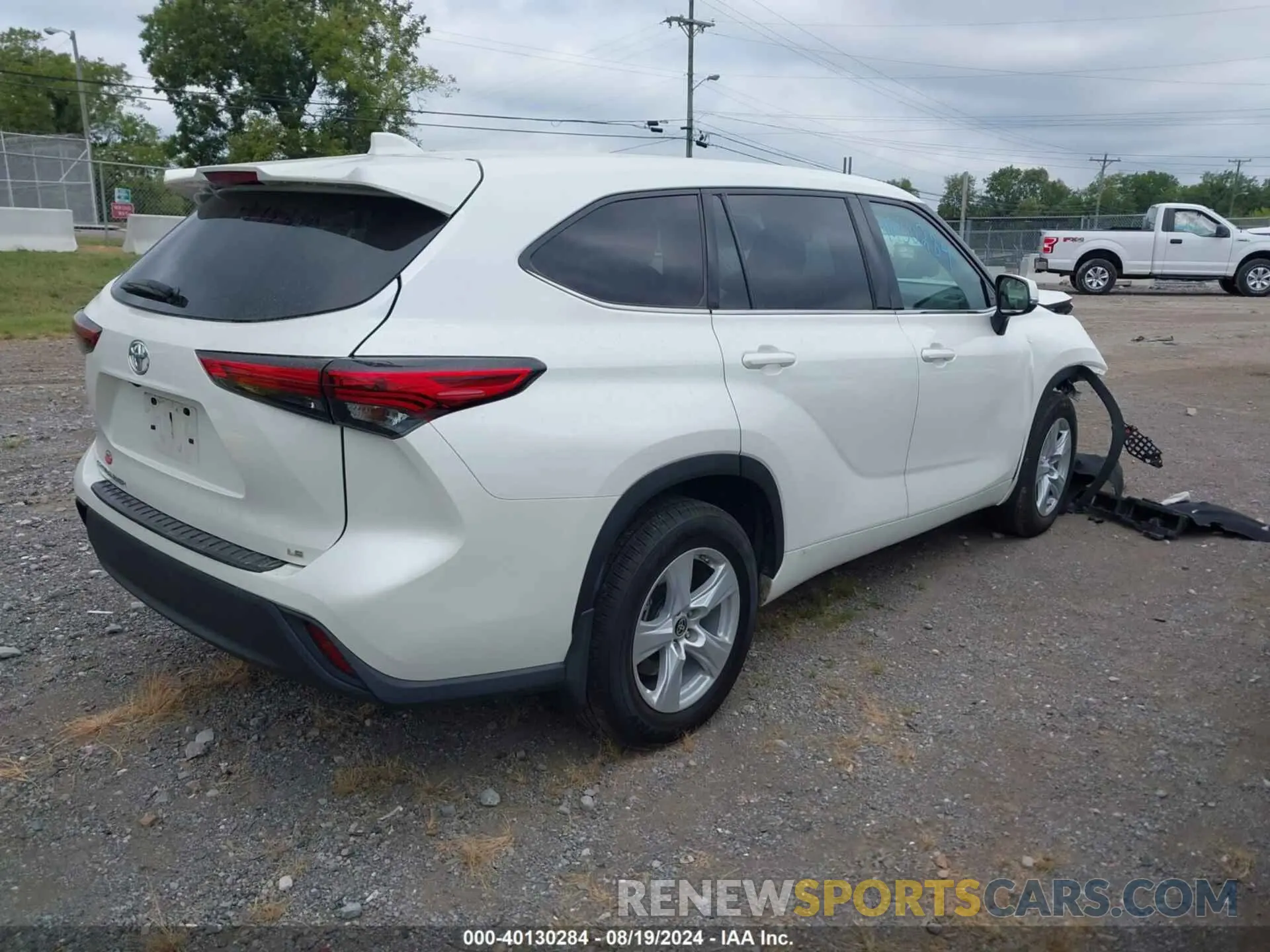 4 Photograph of a damaged car 5TDZZRAH3MS528611 TOYOTA HIGHLANDER 2021