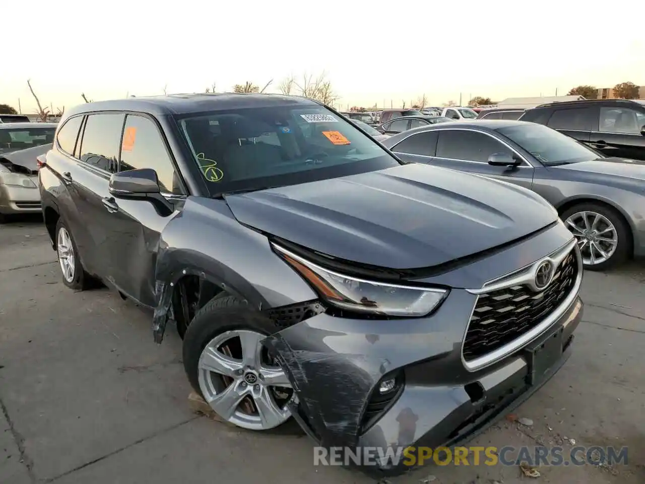 1 Photograph of a damaged car 5TDZZRAH3MS531962 TOYOTA HIGHLANDER 2021