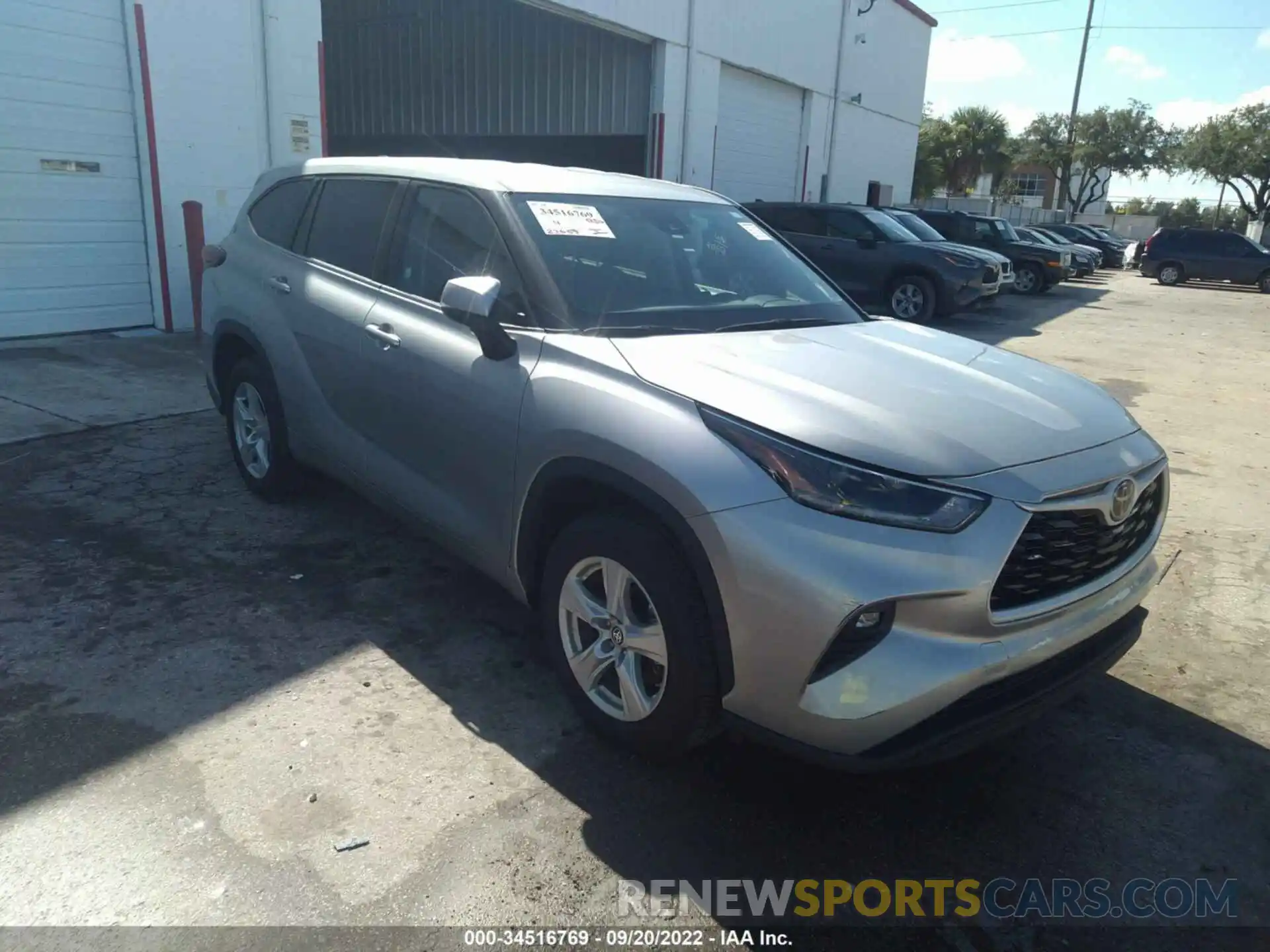 1 Photograph of a damaged car 5TDZZRAH4MS065930 TOYOTA HIGHLANDER 2021