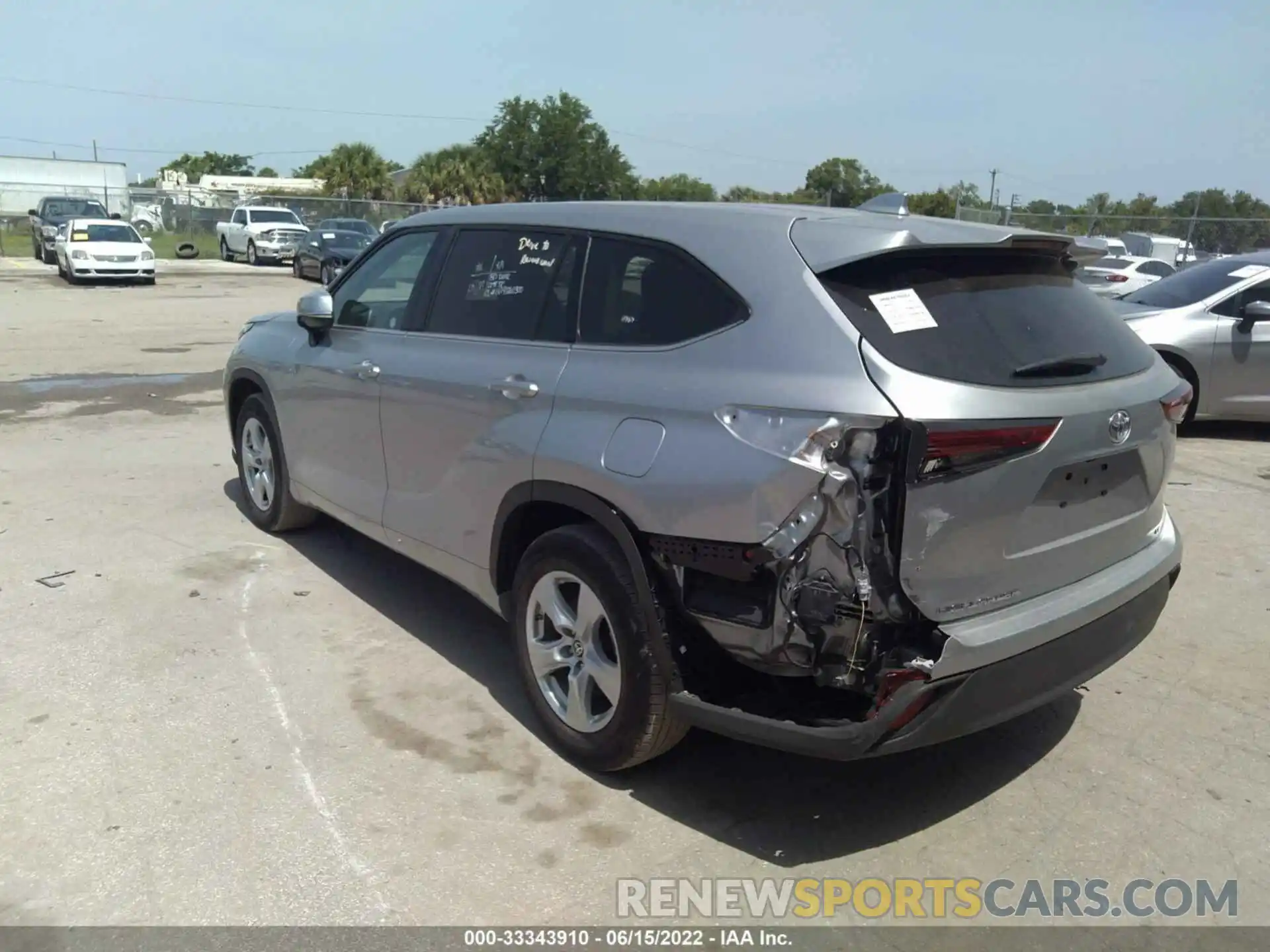 3 Photograph of a damaged car 5TDZZRAH4MS068374 TOYOTA HIGHLANDER 2021