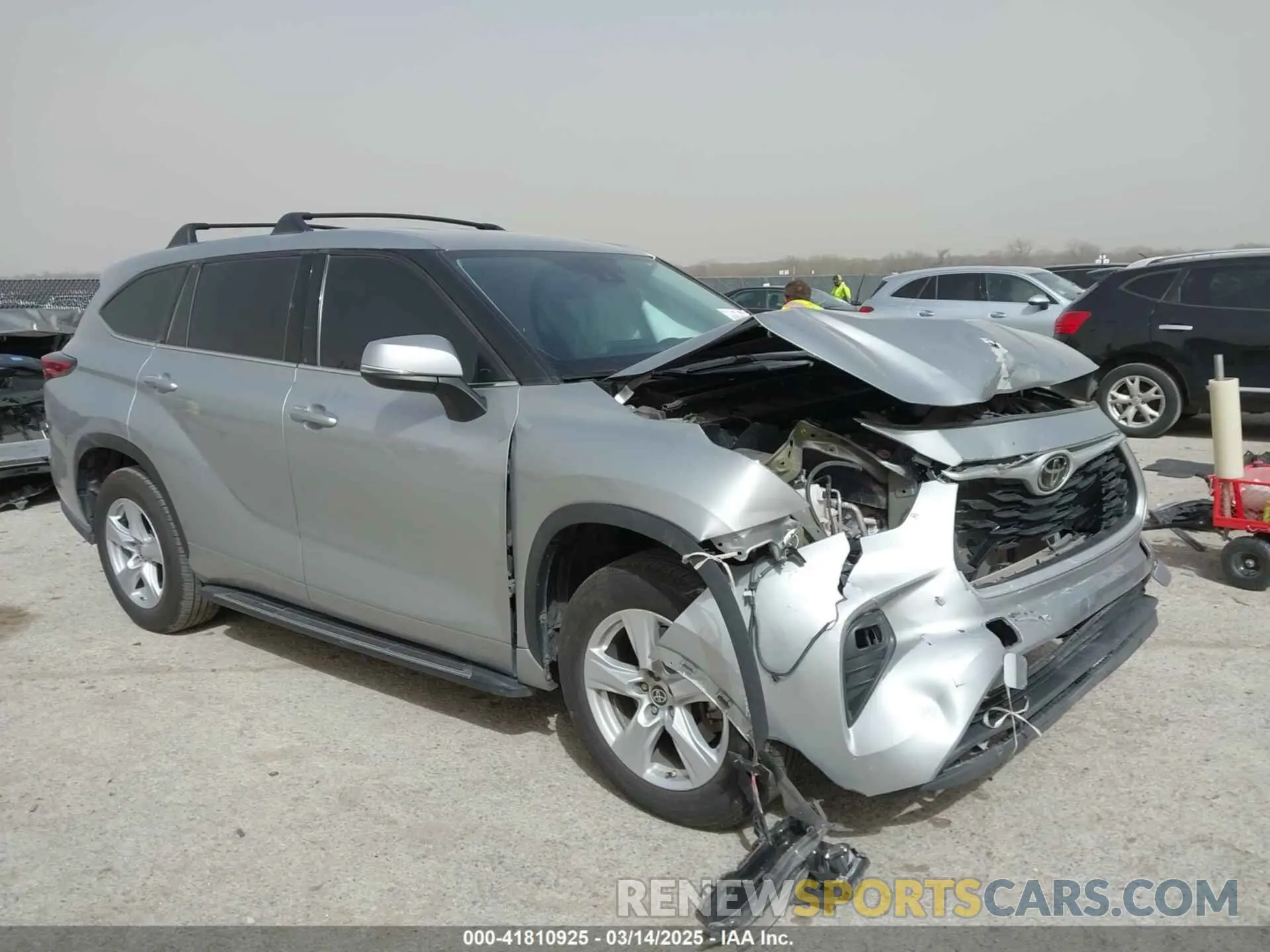 1 Photograph of a damaged car 5TDZZRAH4MS070514 TOYOTA HIGHLANDER 2021