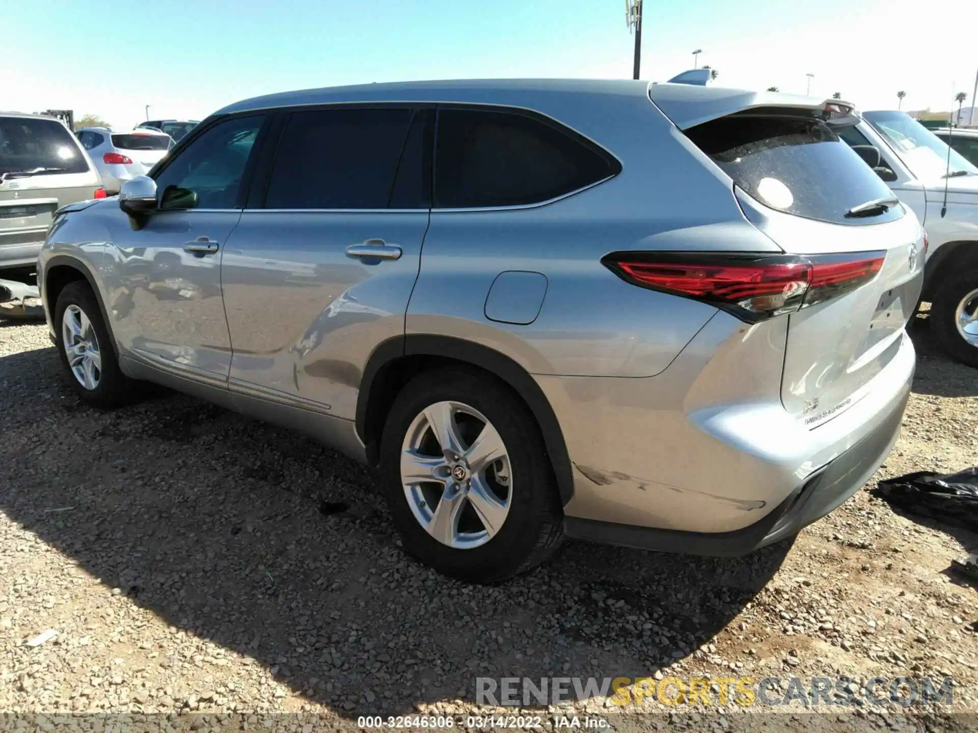 3 Photograph of a damaged car 5TDZZRAH6MS516825 TOYOTA HIGHLANDER 2021