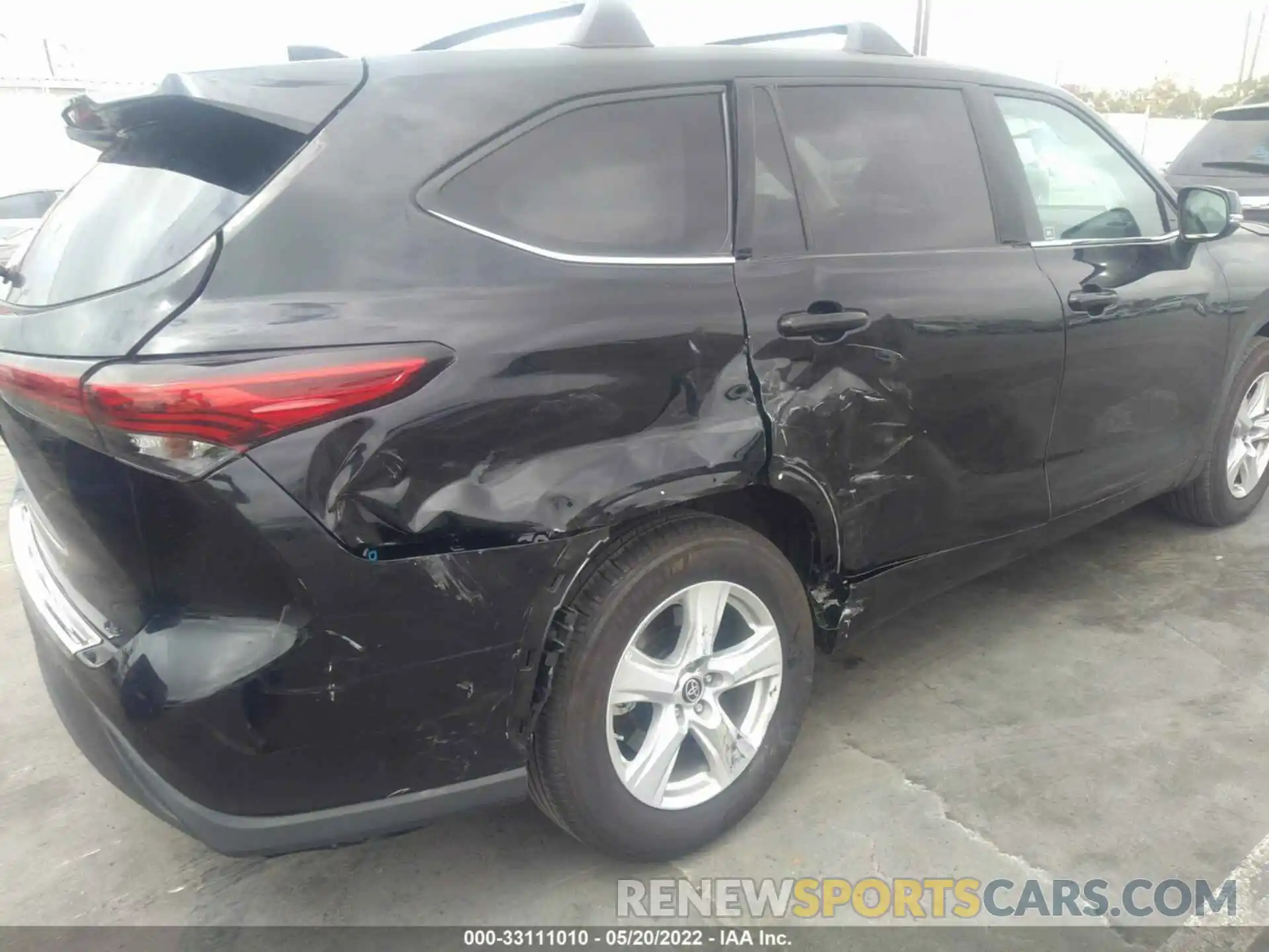 6 Photograph of a damaged car 5TDZZRAH7MS528997 TOYOTA HIGHLANDER 2021