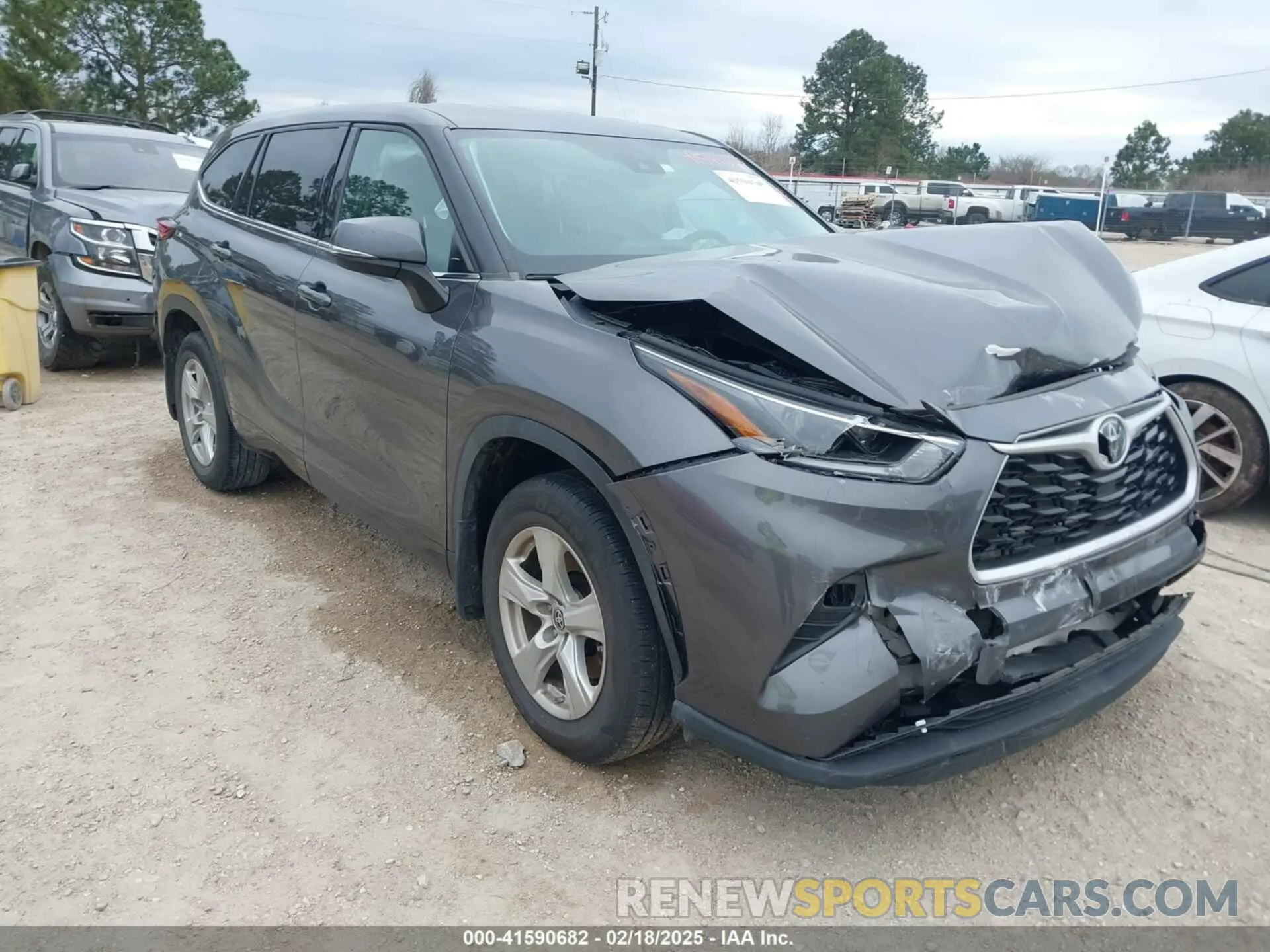 1 Photograph of a damaged car 5TDZZRAH8MS059113 TOYOTA HIGHLANDER 2021