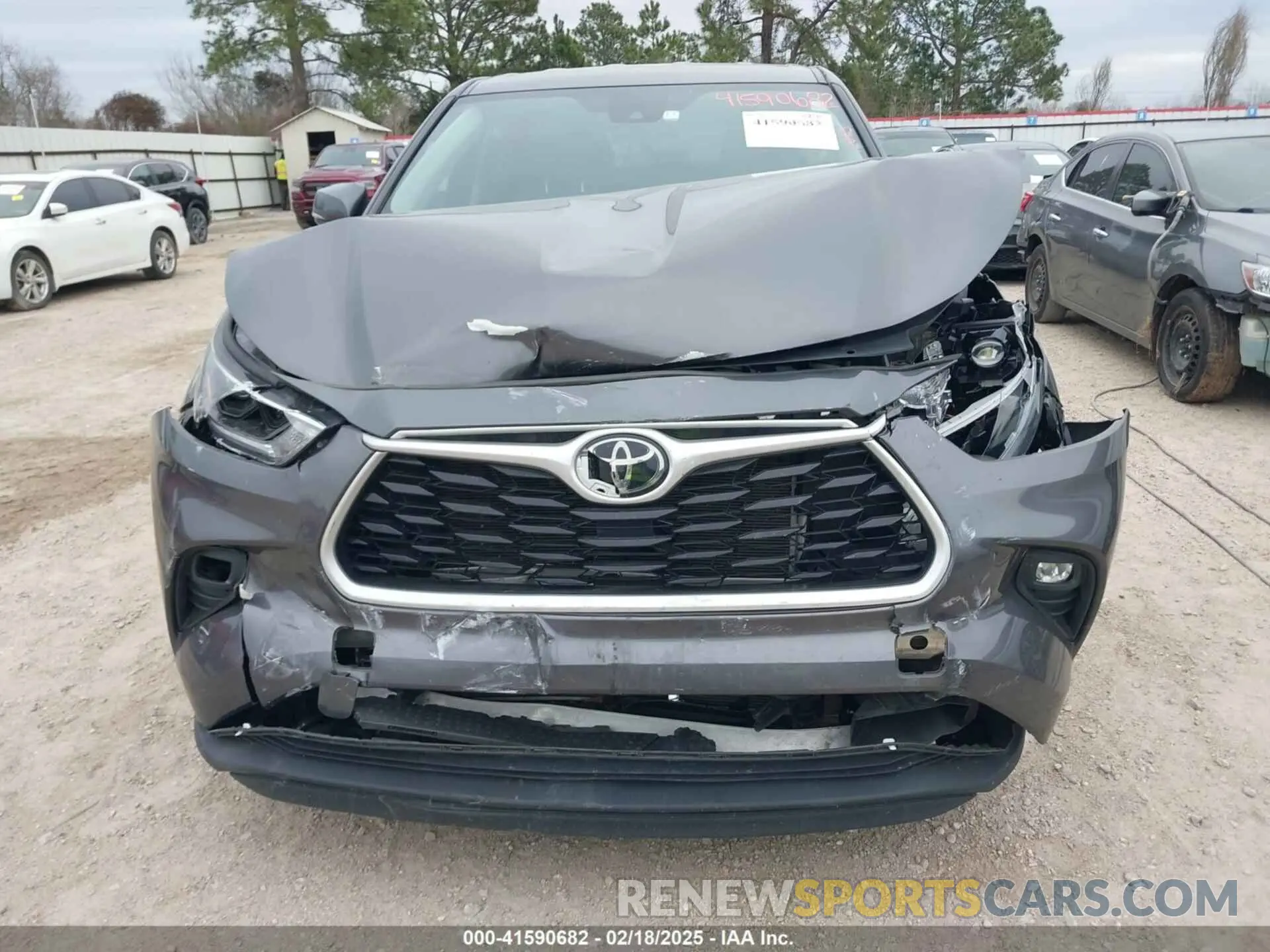12 Photograph of a damaged car 5TDZZRAH8MS059113 TOYOTA HIGHLANDER 2021