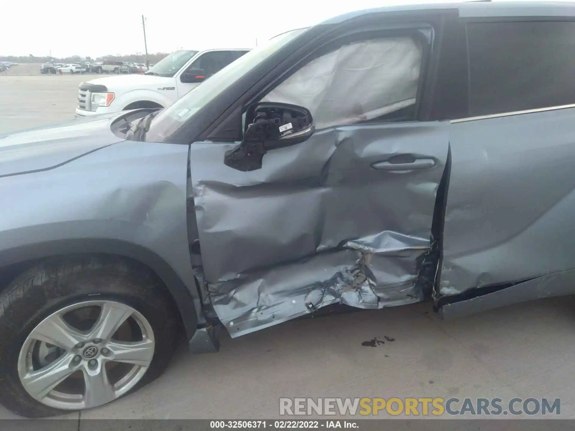 6 Photograph of a damaged car 5TDZZRAH8MS078941 TOYOTA HIGHLANDER 2021