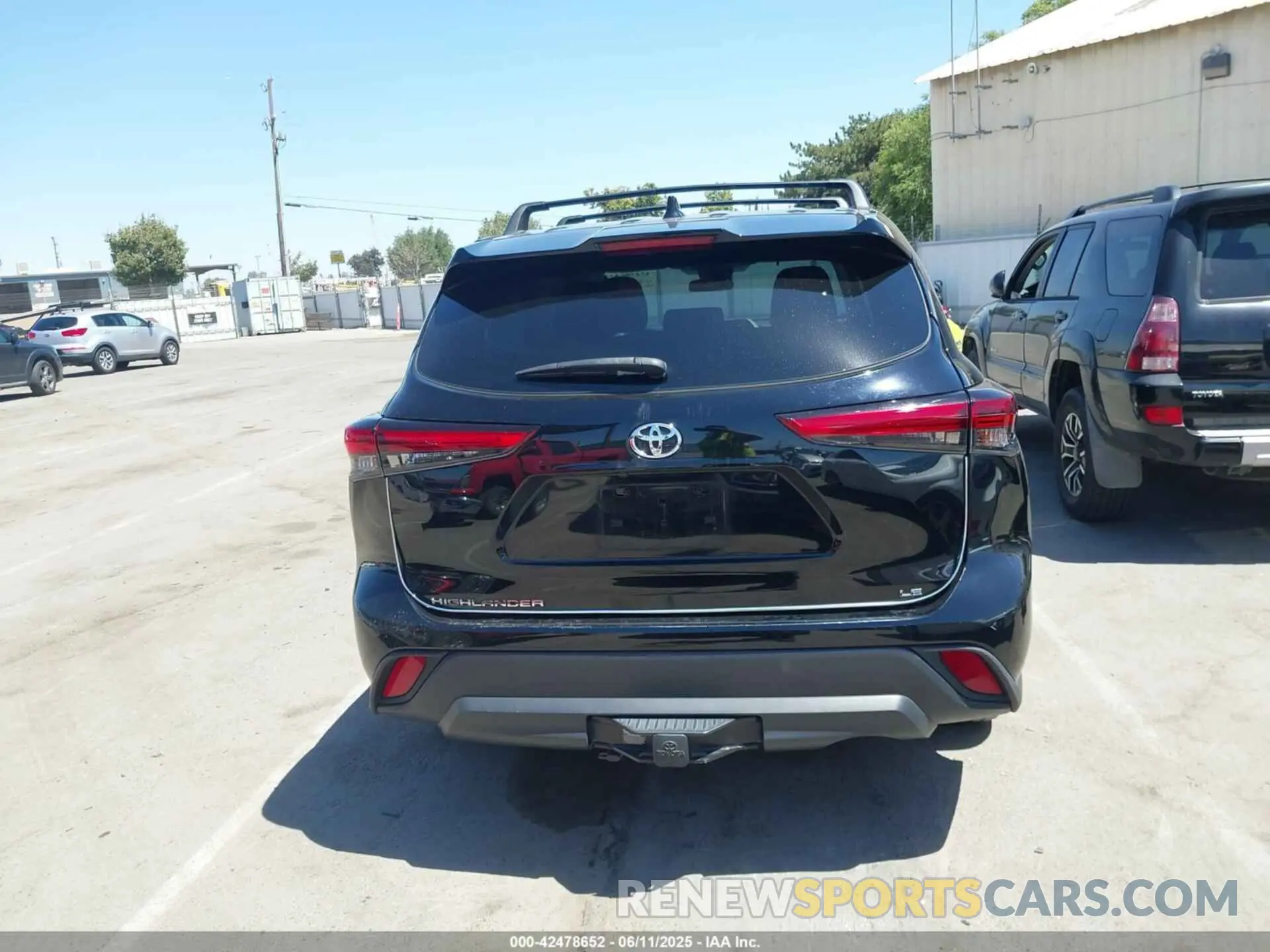 16 Photograph of a damaged car 5TDZZRAH9MS053319 TOYOTA HIGHLANDER 2021