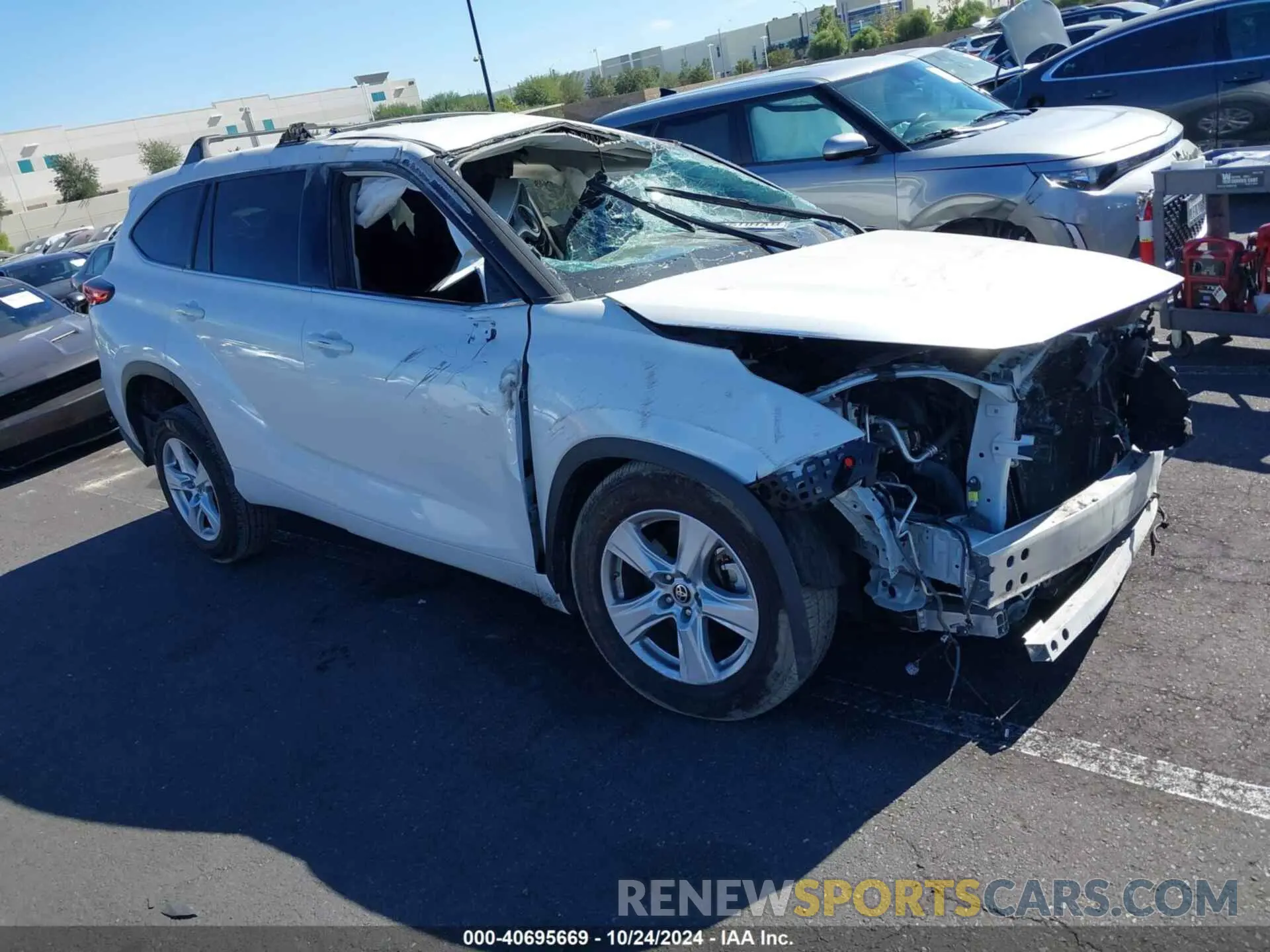 1 Photograph of a damaged car 5TDZZRAH9MS056334 TOYOTA HIGHLANDER 2021