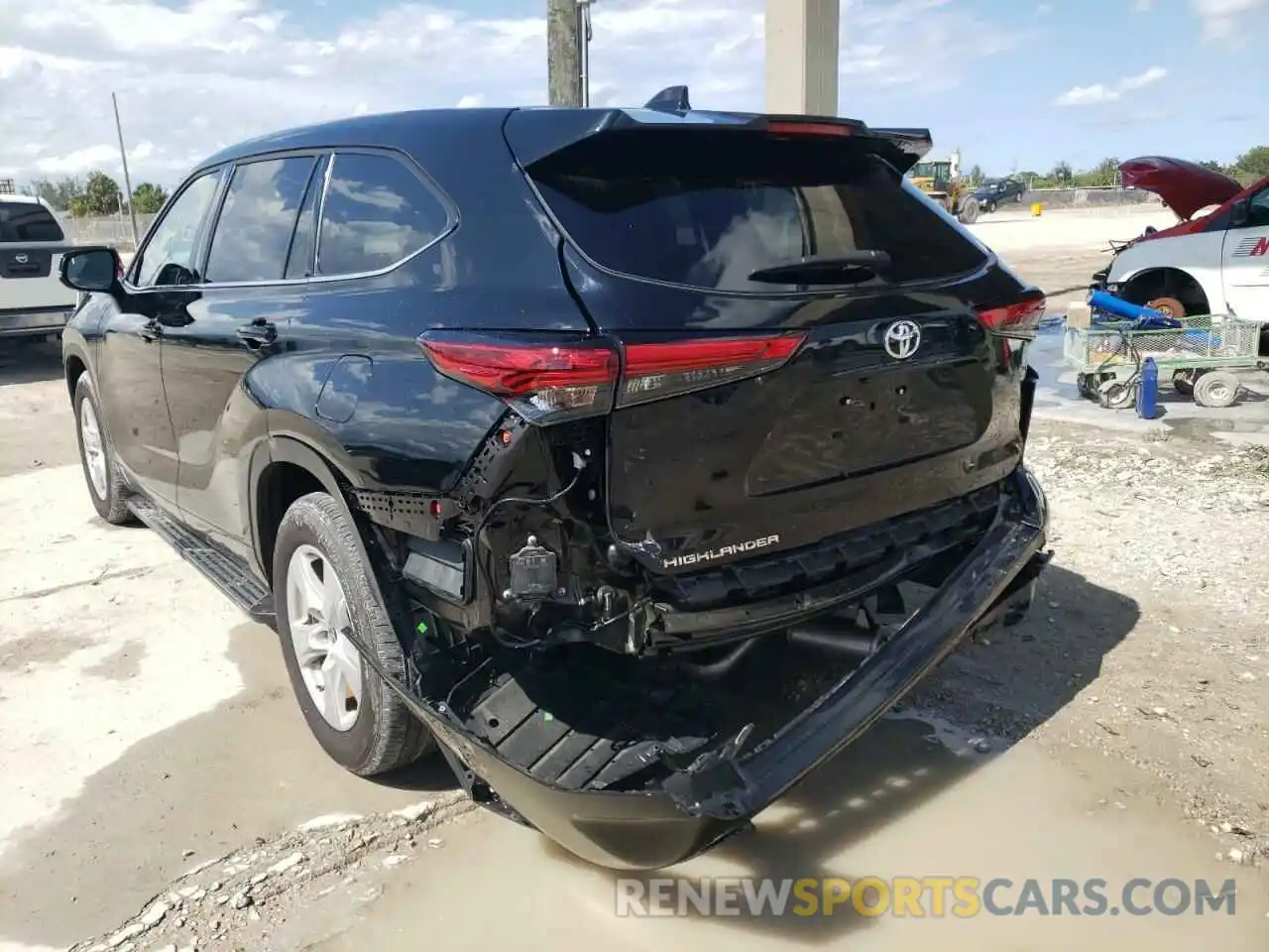 3 Photograph of a damaged car 5TDZZRAH9MS073778 TOYOTA HIGHLANDER 2021