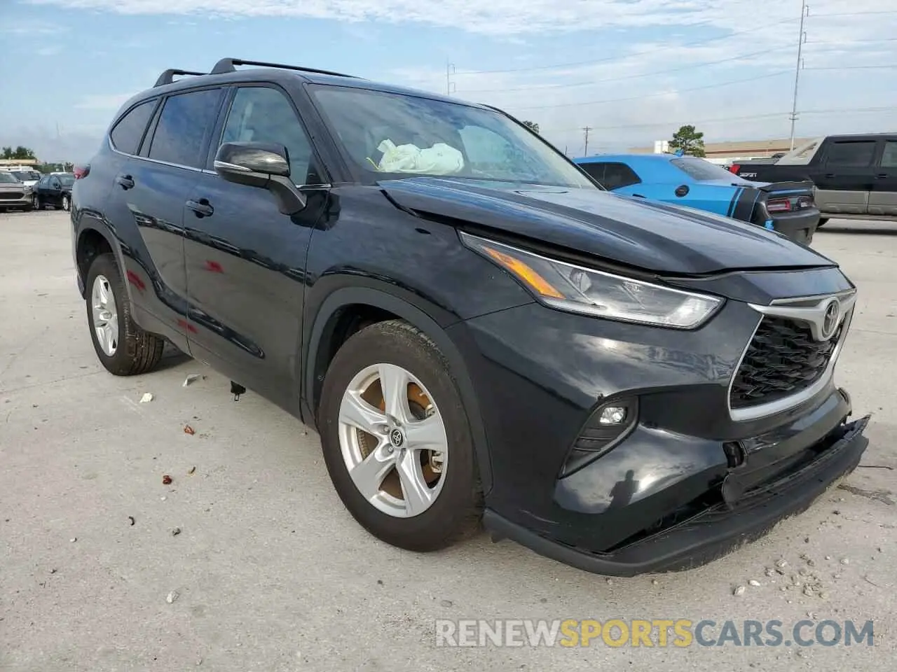 1 Photograph of a damaged car 5TDZZRAH9MS087437 TOYOTA HIGHLANDER 2021