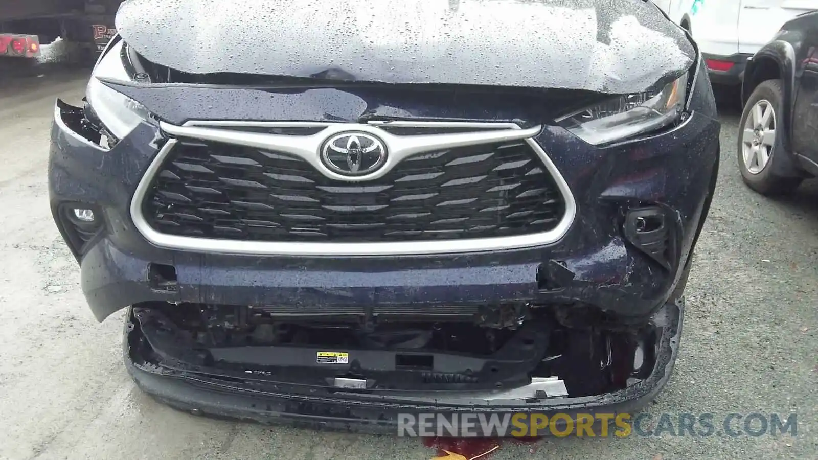 9 Photograph of a damaged car YTDGZRBH7MS540234 TOYOTA HIGHLANDER 2021