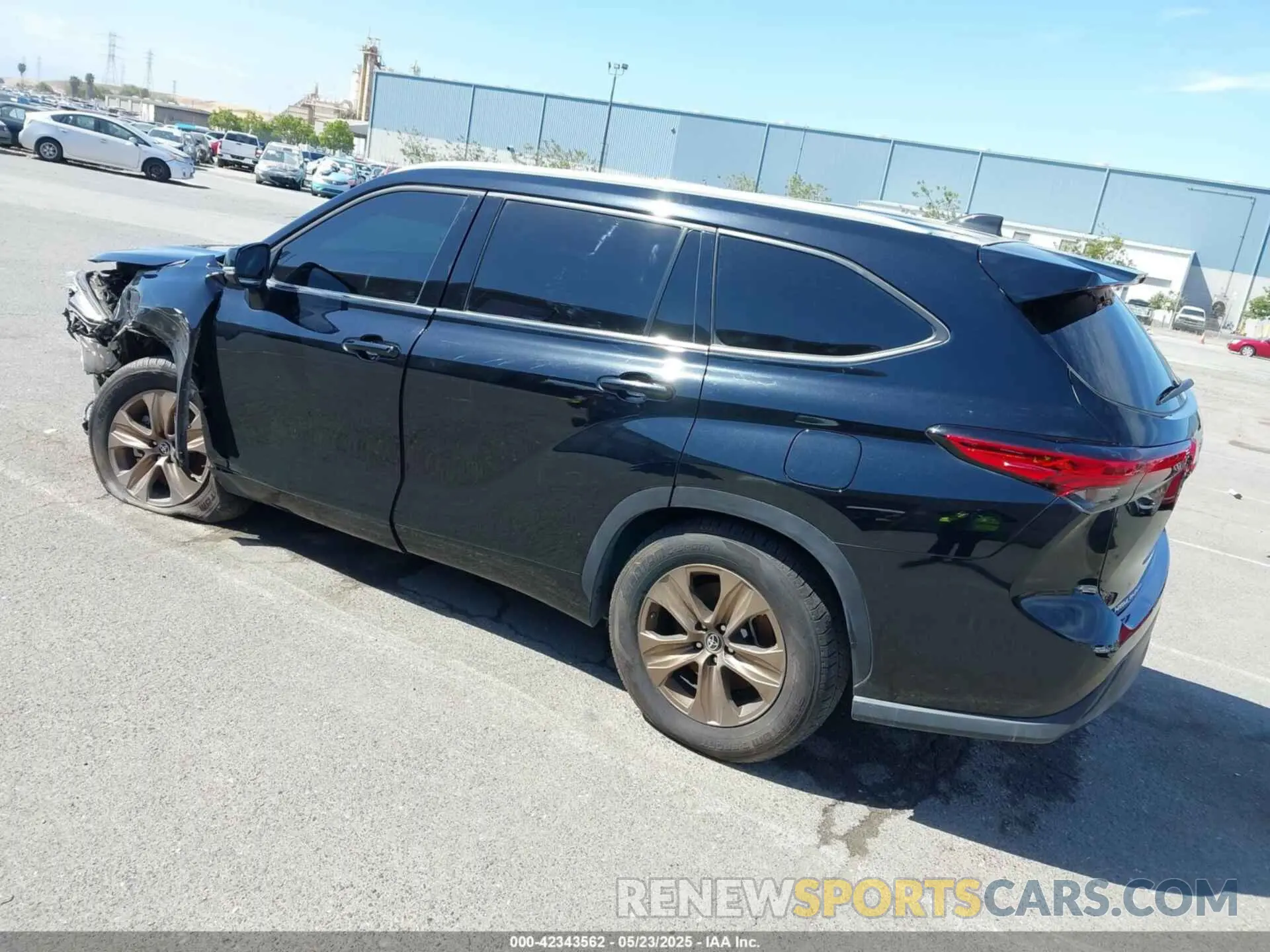3 Photograph of a damaged car 5TDAARAH2NS517184 TOYOTA HIGHLANDER 2022