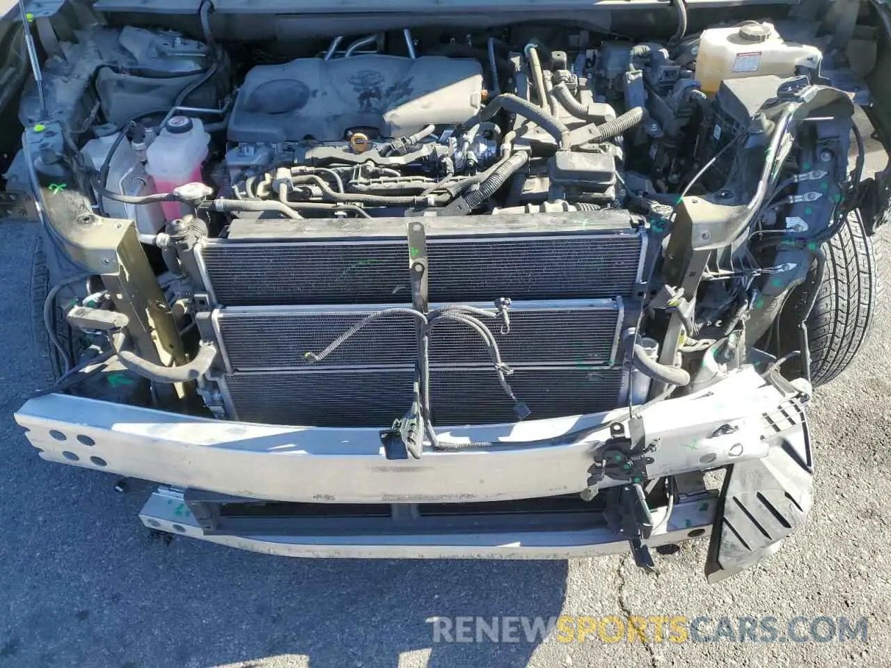 12 Photograph of a damaged car 5TDAARAH7NS511770 TOYOTA HIGHLANDER 2022
