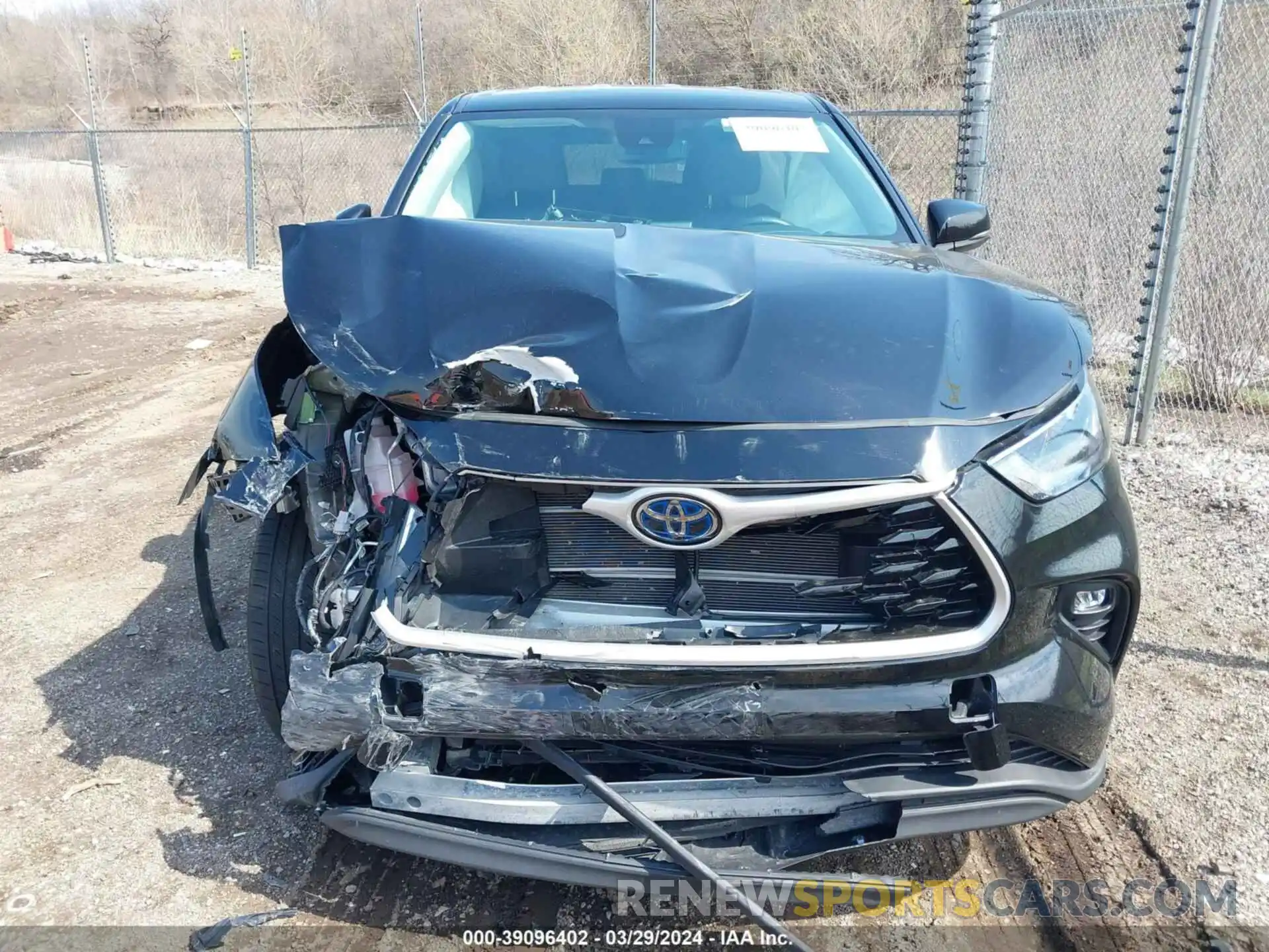 12 Photograph of a damaged car 5TDBBRCH7NS103994 TOYOTA HIGHLANDER 2022