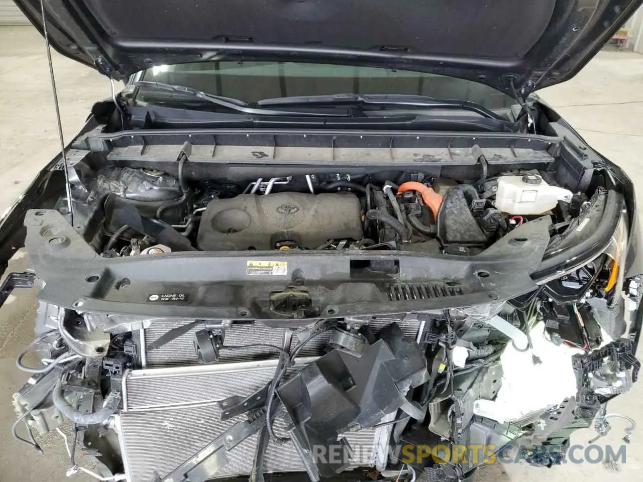 12 Photograph of a damaged car 5TDBBRCH7NS560529 TOYOTA HIGHLANDER 2022