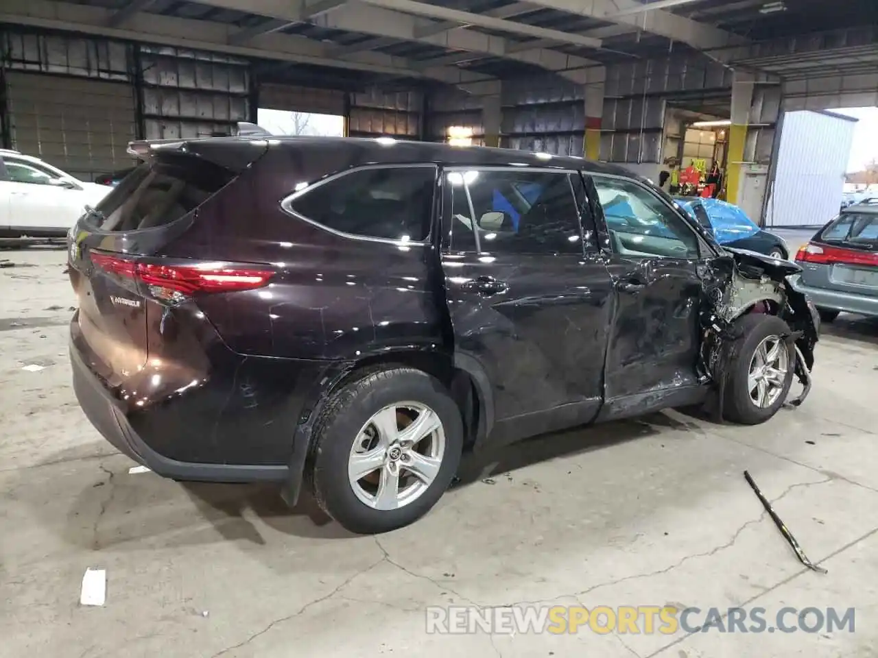 3 Photograph of a damaged car 5TDBBRCH8NS079849 TOYOTA HIGHLANDER 2022