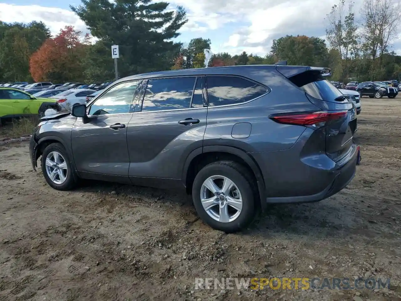 2 Photograph of a damaged car 5TDBZRBH0NS243365 TOYOTA HIGHLANDER 2022