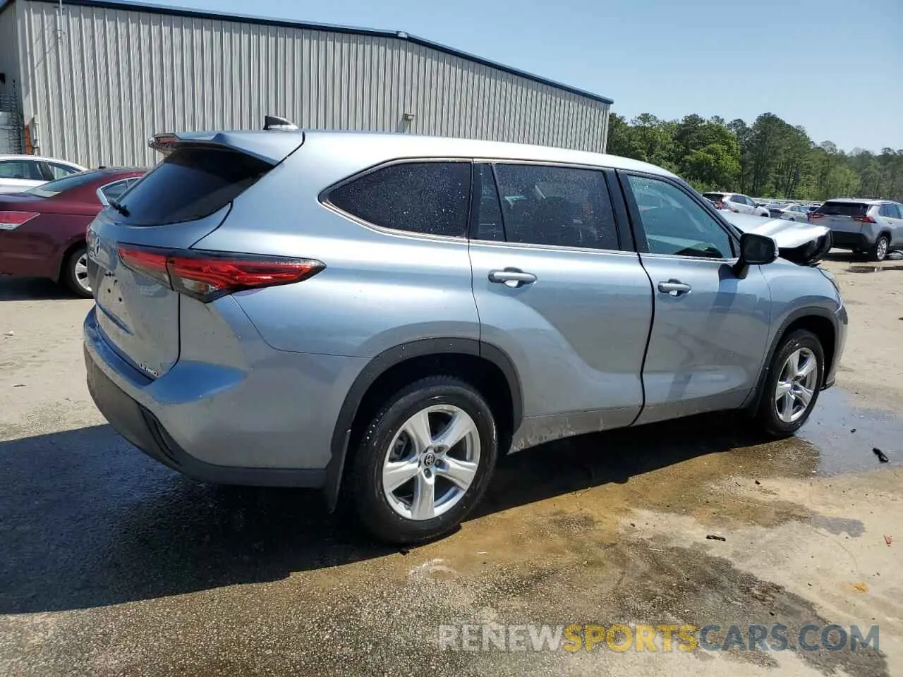 3 Photograph of a damaged car 5TDBZRBH2NS207659 TOYOTA HIGHLANDER 2022