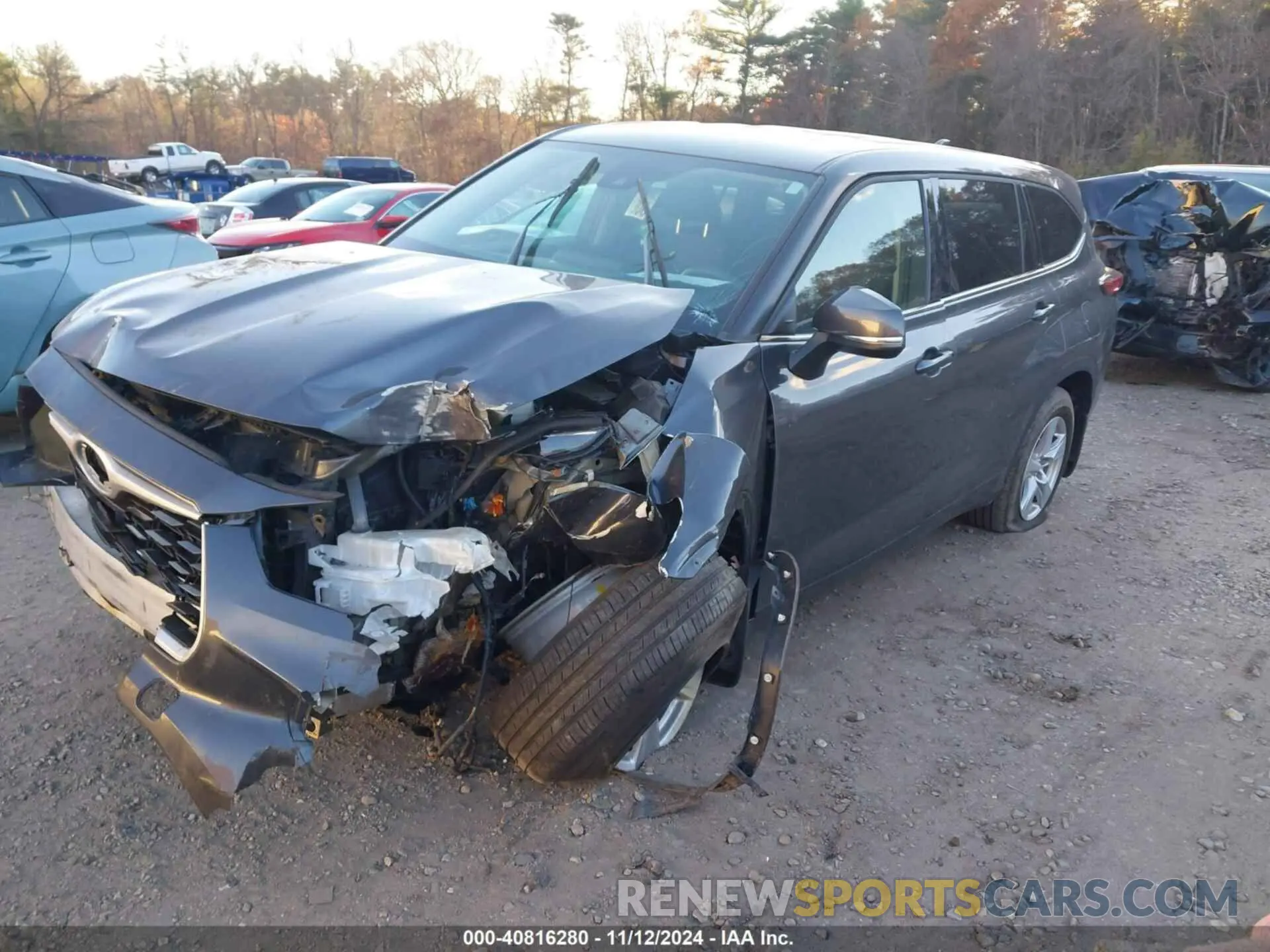 2 Photograph of a damaged car 5TDBZRBH3NS562209 TOYOTA HIGHLANDER 2022