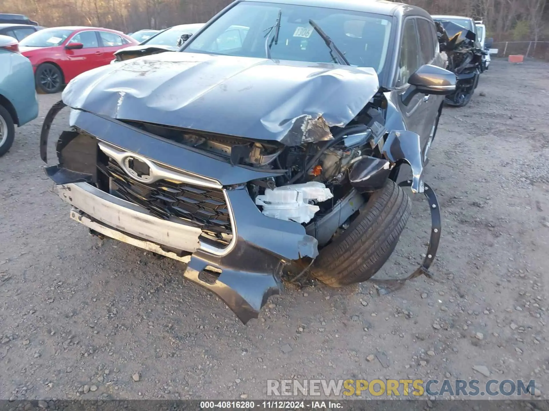 6 Photograph of a damaged car 5TDBZRBH3NS562209 TOYOTA HIGHLANDER 2022