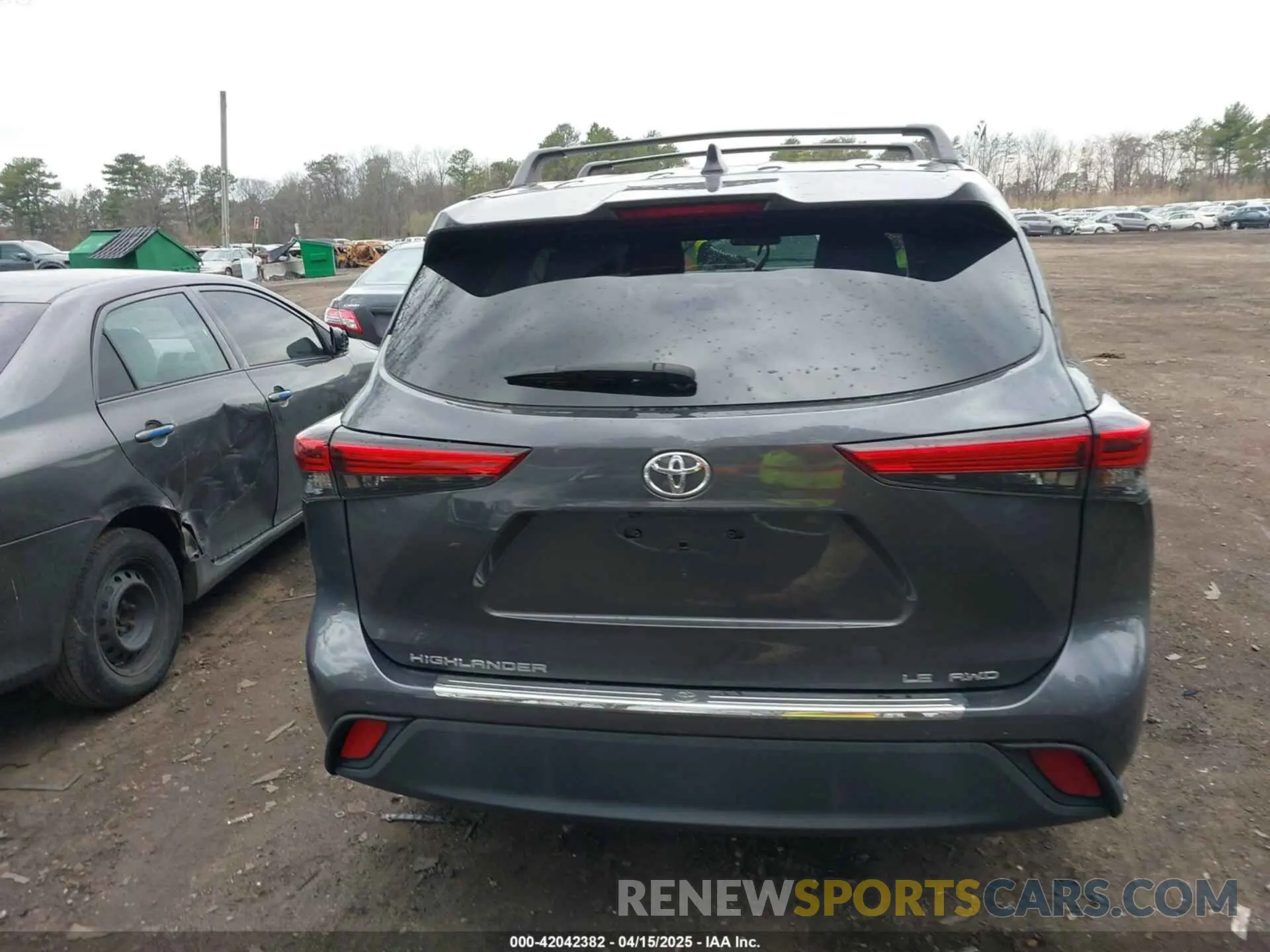 16 Photograph of a damaged car 5TDBZRBH4NS192520 TOYOTA HIGHLANDER 2022