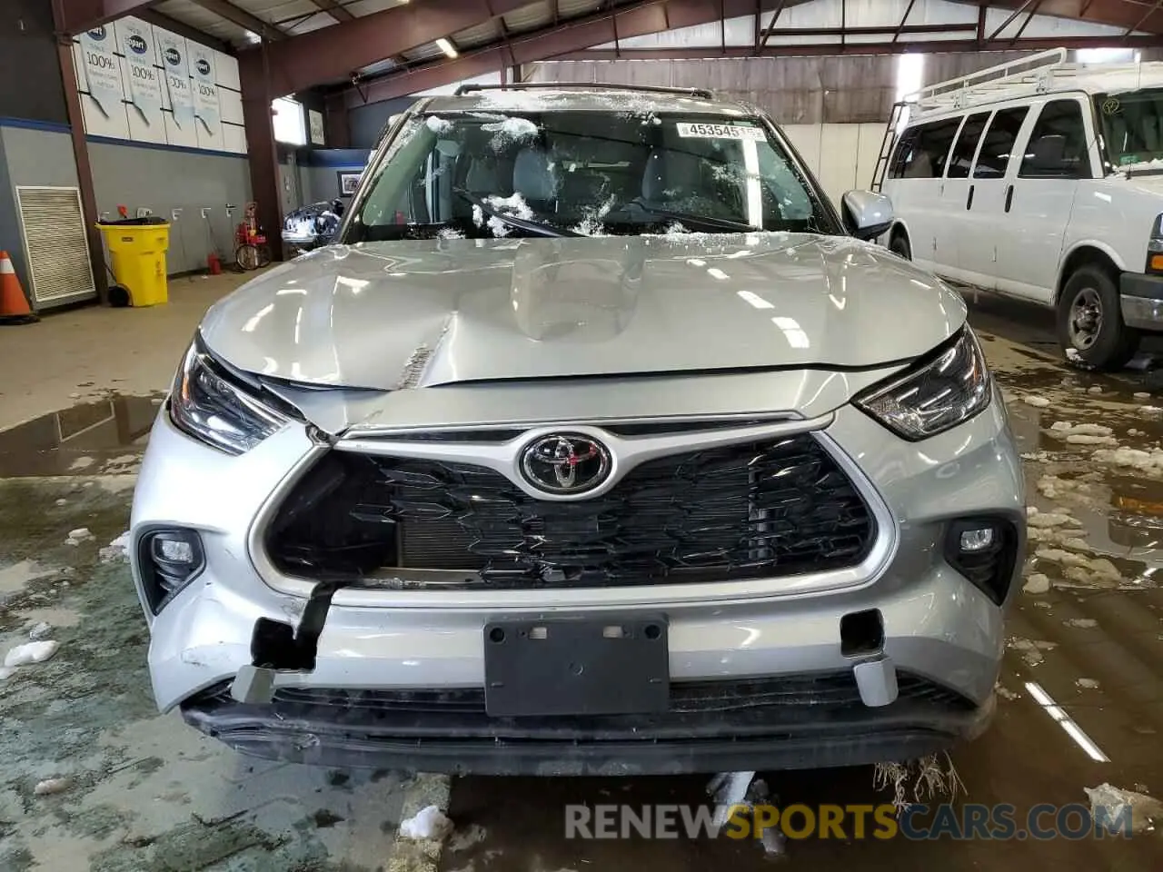 5 Photograph of a damaged car 5TDBZRBH4NS587555 TOYOTA HIGHLANDER 2022