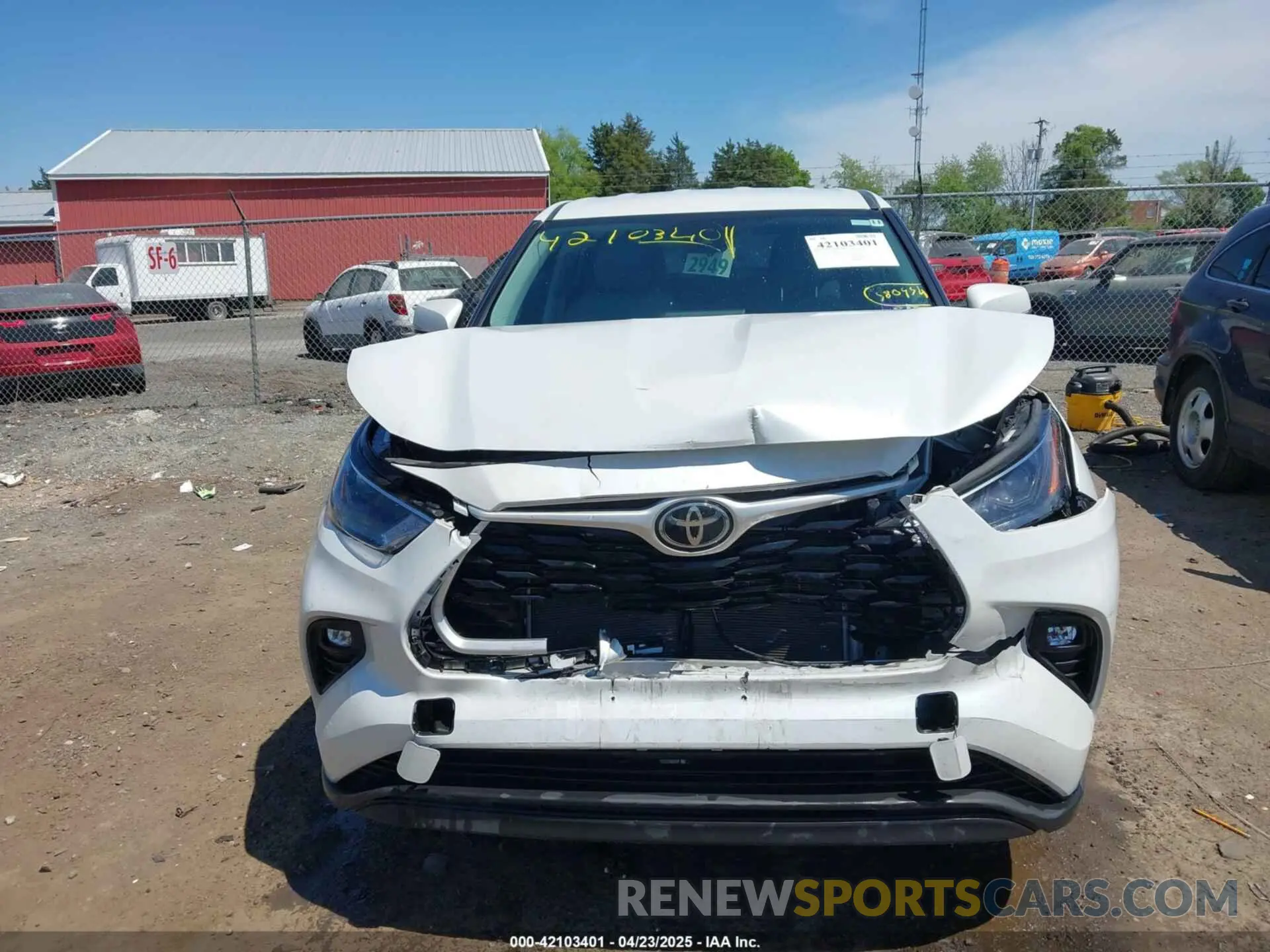 6 Photograph of a damaged car 5TDBZRBH5NS580954 TOYOTA HIGHLANDER 2022