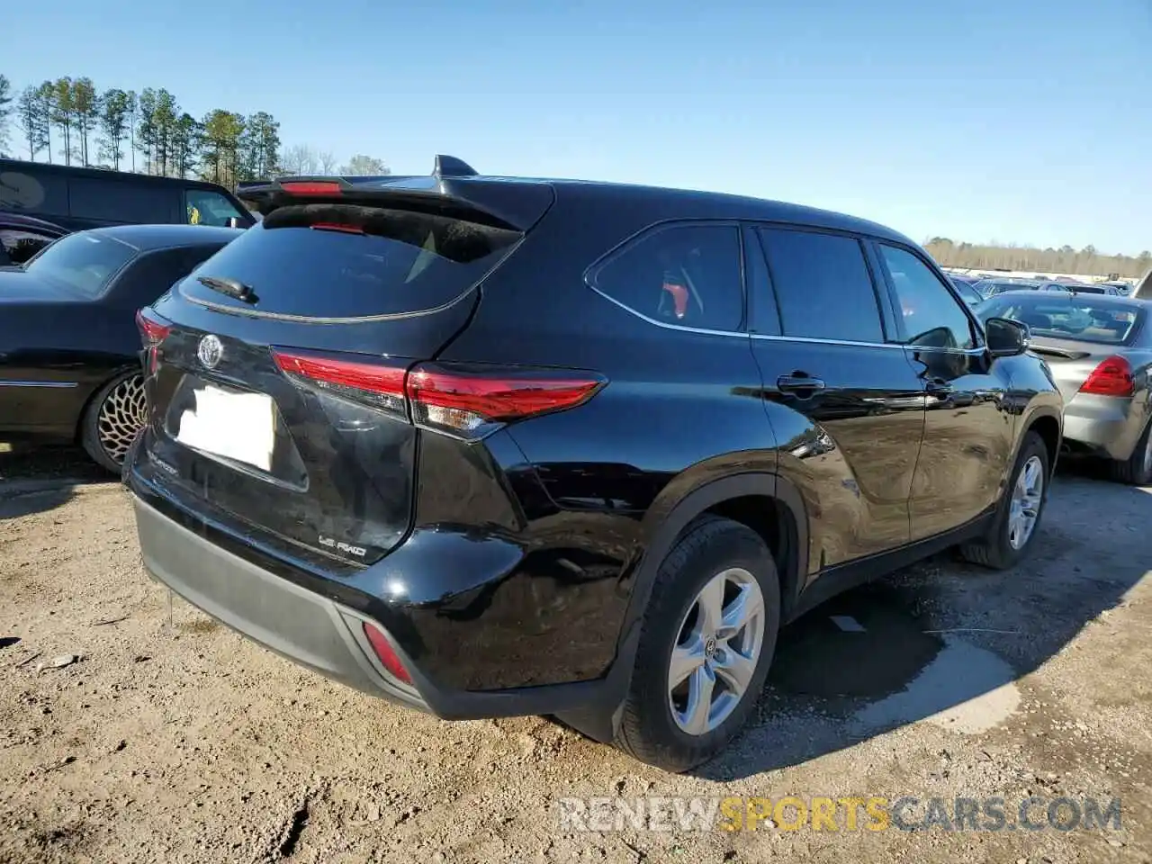 3 Photograph of a damaged car 5TDBZRBH7NS214042 TOYOTA HIGHLANDER 2022