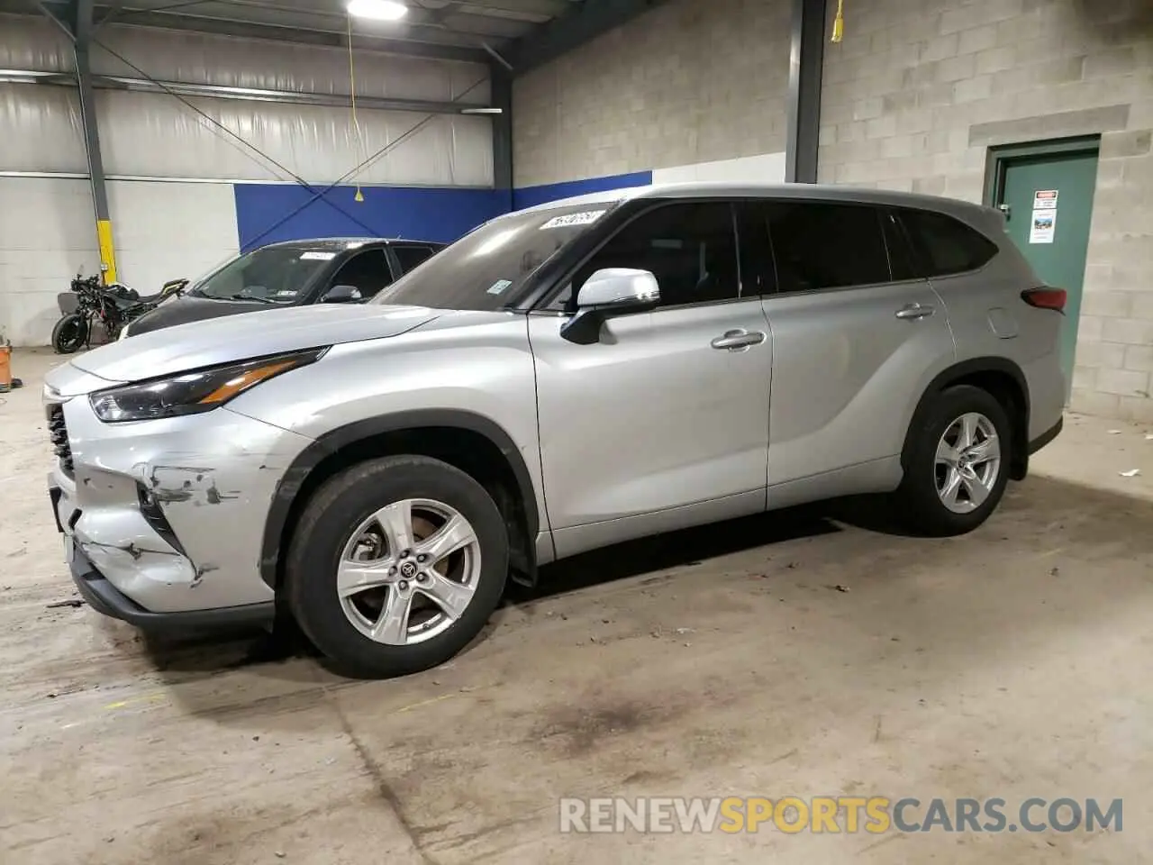 1 Photograph of a damaged car 5TDBZRBH8NS189183 TOYOTA HIGHLANDER 2022