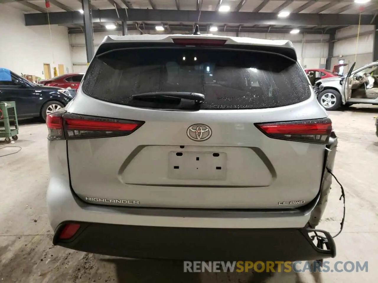 6 Photograph of a damaged car 5TDBZRBH8NS189183 TOYOTA HIGHLANDER 2022