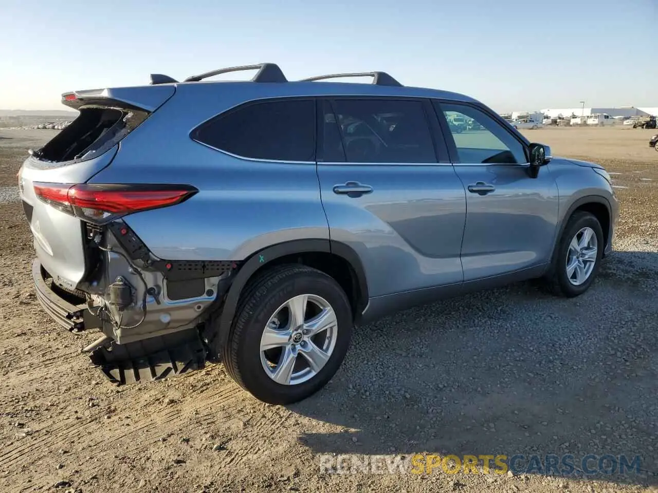 3 Photograph of a damaged car 5TDBZRBH9NS220795 TOYOTA HIGHLANDER 2022