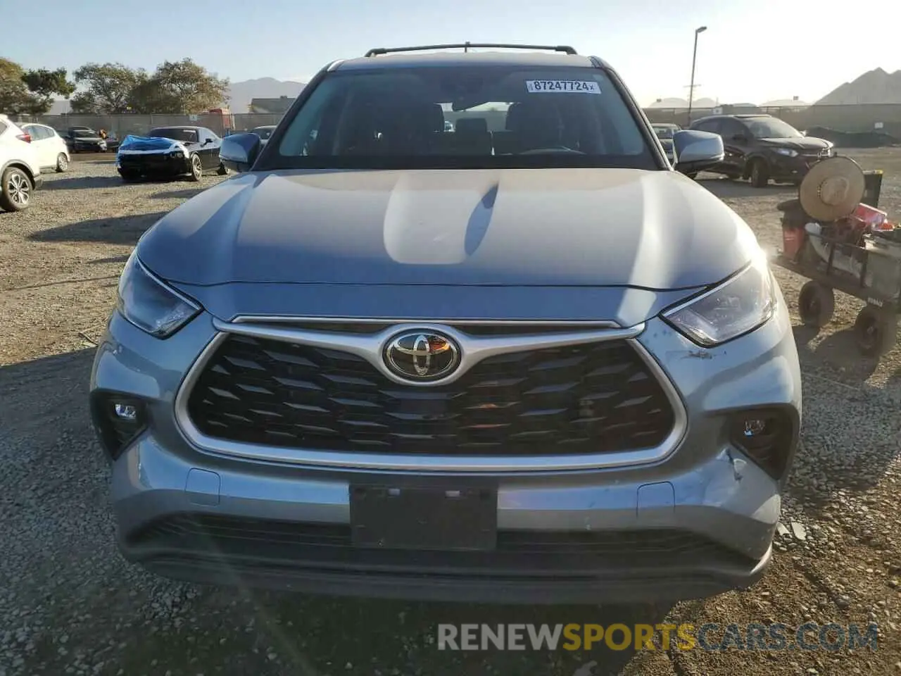 5 Photograph of a damaged car 5TDBZRBH9NS220795 TOYOTA HIGHLANDER 2022