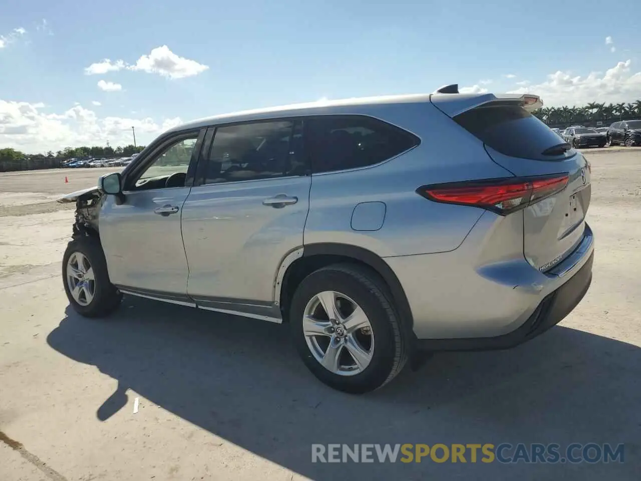 2 Photograph of a damaged car 5TDCZRAH3NS108175 TOYOTA HIGHLANDER 2022