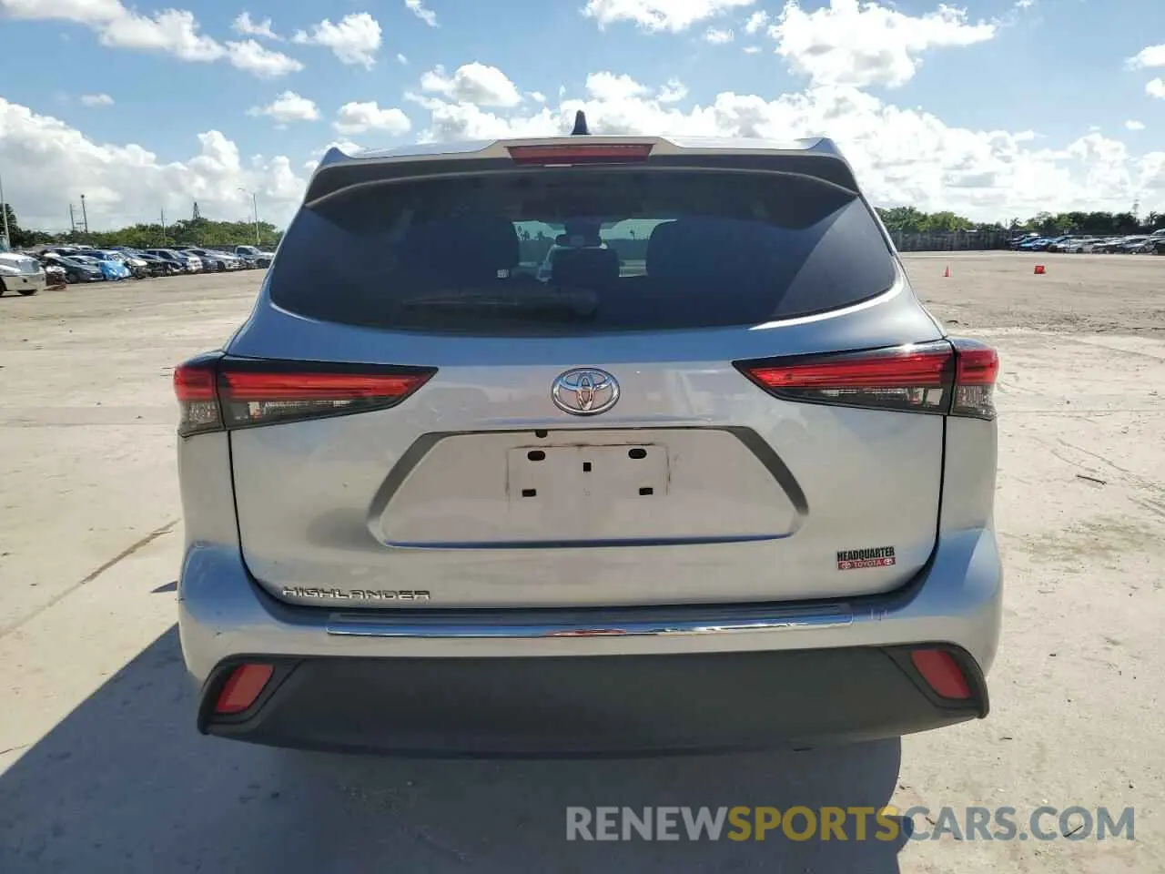6 Photograph of a damaged car 5TDCZRAH3NS108175 TOYOTA HIGHLANDER 2022