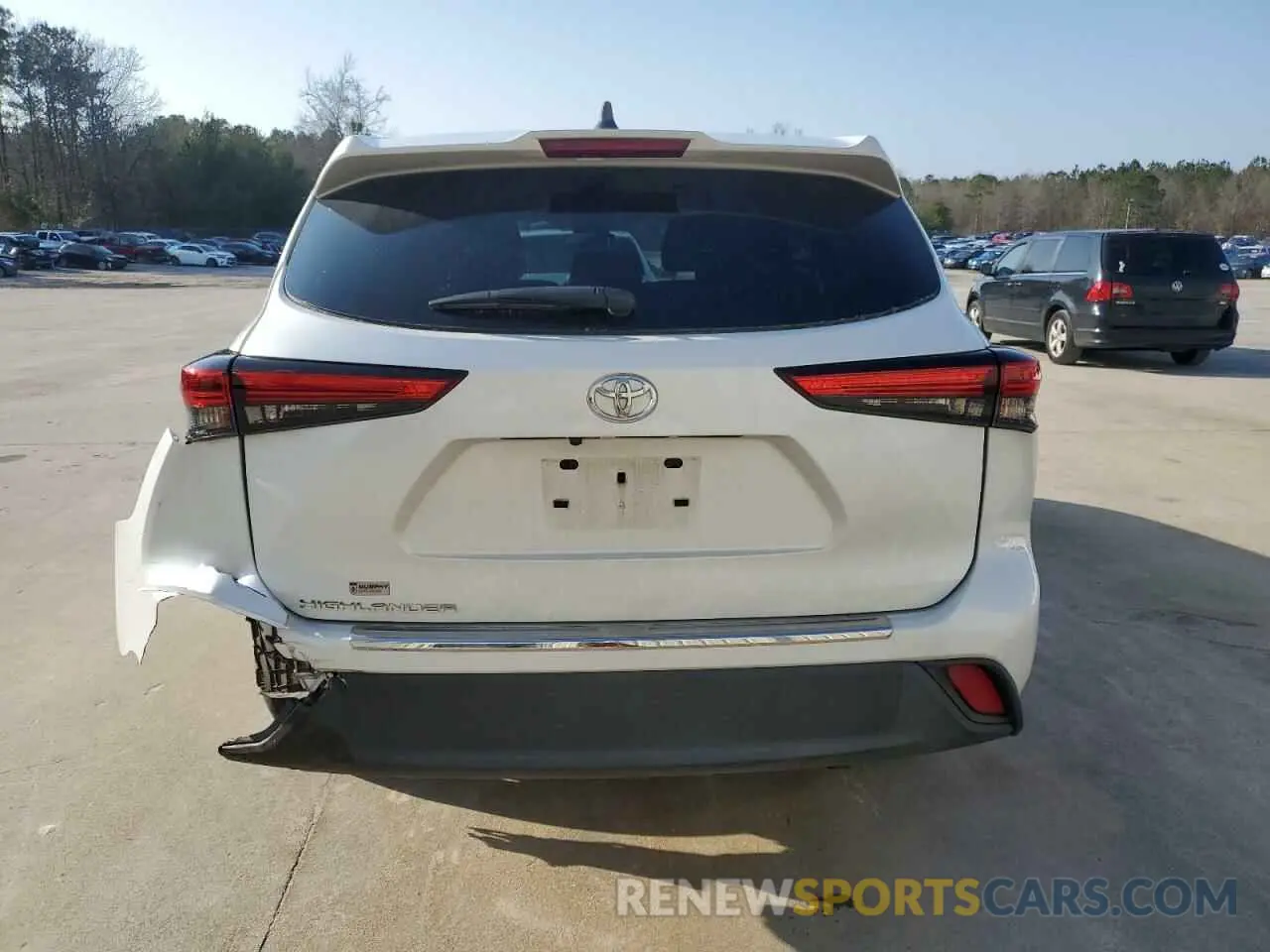 6 Photograph of a damaged car 5TDCZRAH3NS550616 TOYOTA HIGHLANDER 2022