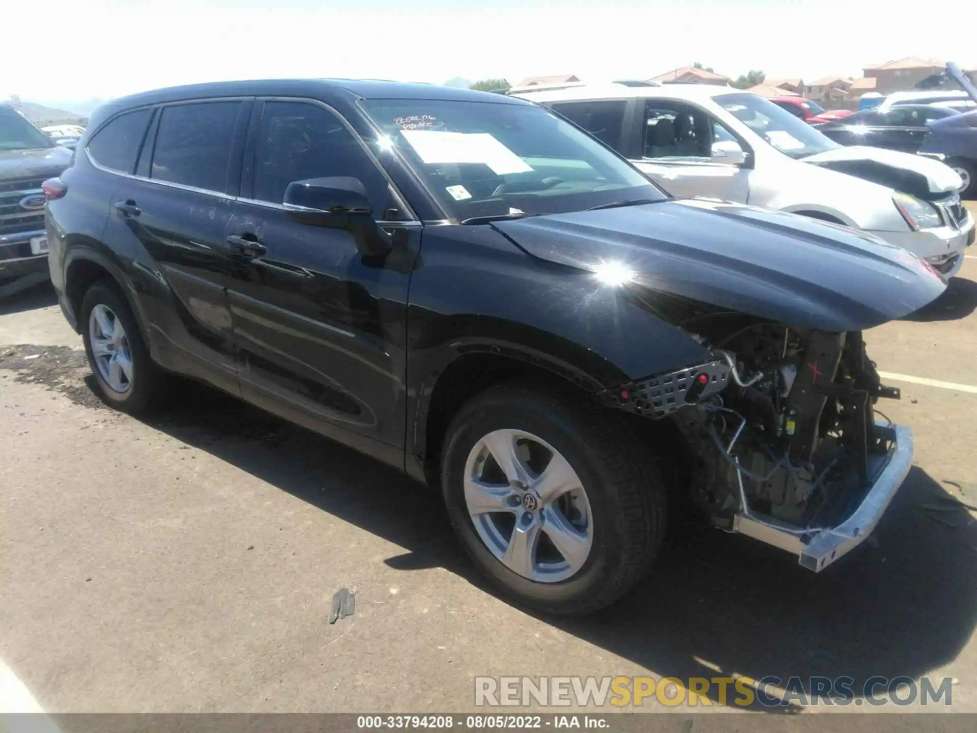 1 Photograph of a damaged car 5TDCZRAH7NS094152 TOYOTA HIGHLANDER 2022