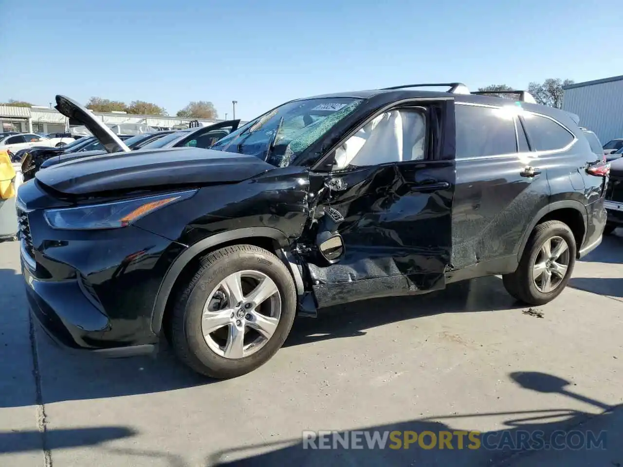 1 Photograph of a damaged car 5TDCZRAH8NS558212 TOYOTA HIGHLANDER 2022