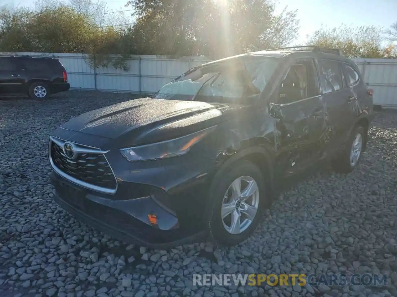 2 Photograph of a damaged car 5TDCZRBH2NS179219 TOYOTA HIGHLANDER 2022