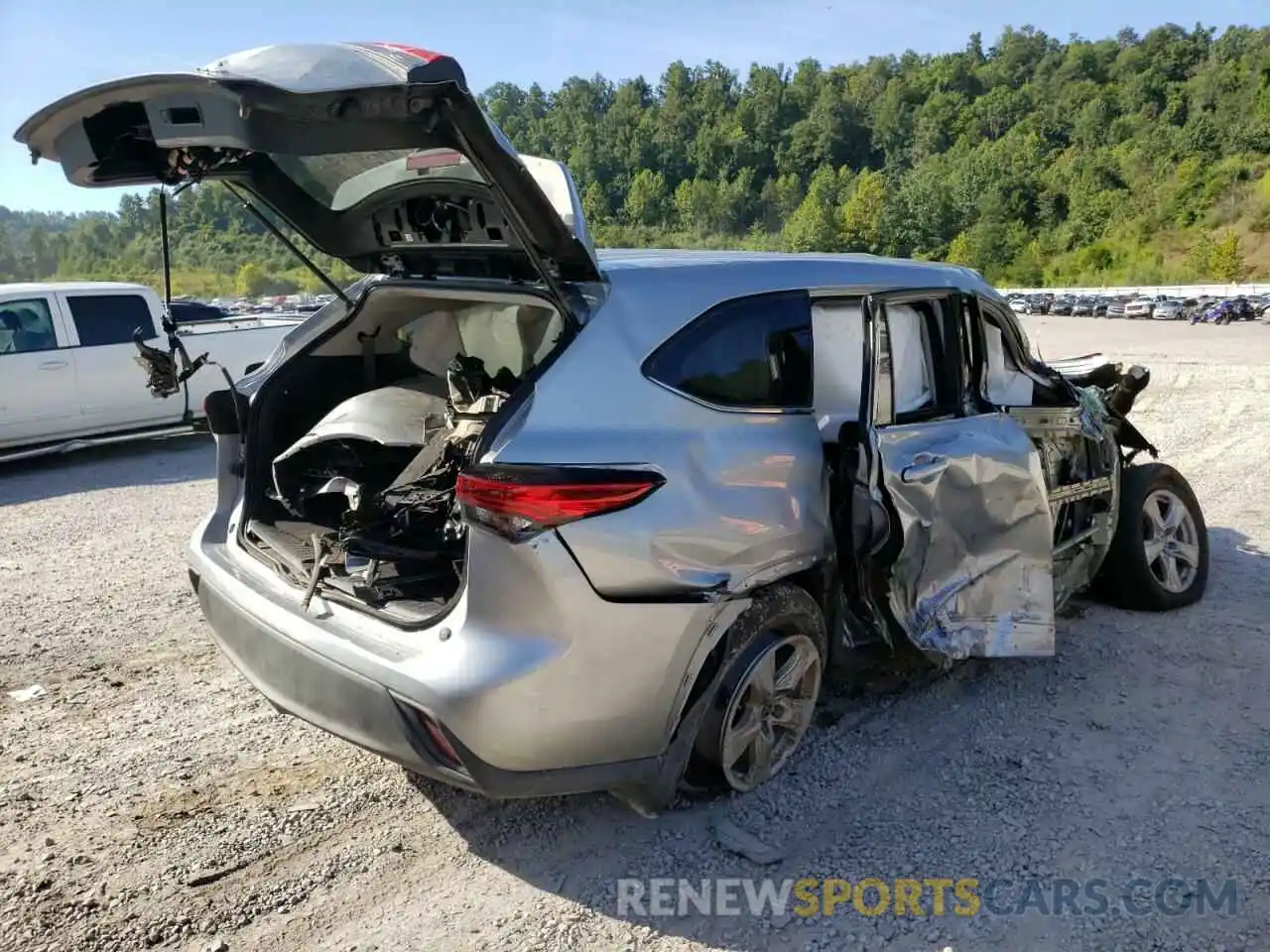 4 Photograph of a damaged car 5TDCZRBH2NS228659 TOYOTA HIGHLANDER 2022