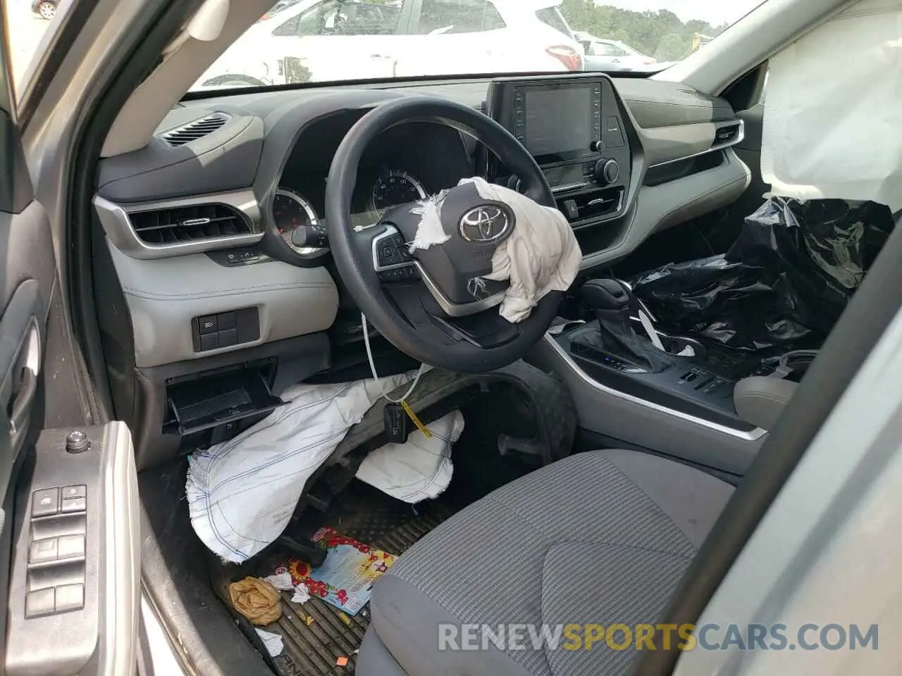 8 Photograph of a damaged car 5TDCZRBHXNS168761 TOYOTA HIGHLANDER 2022