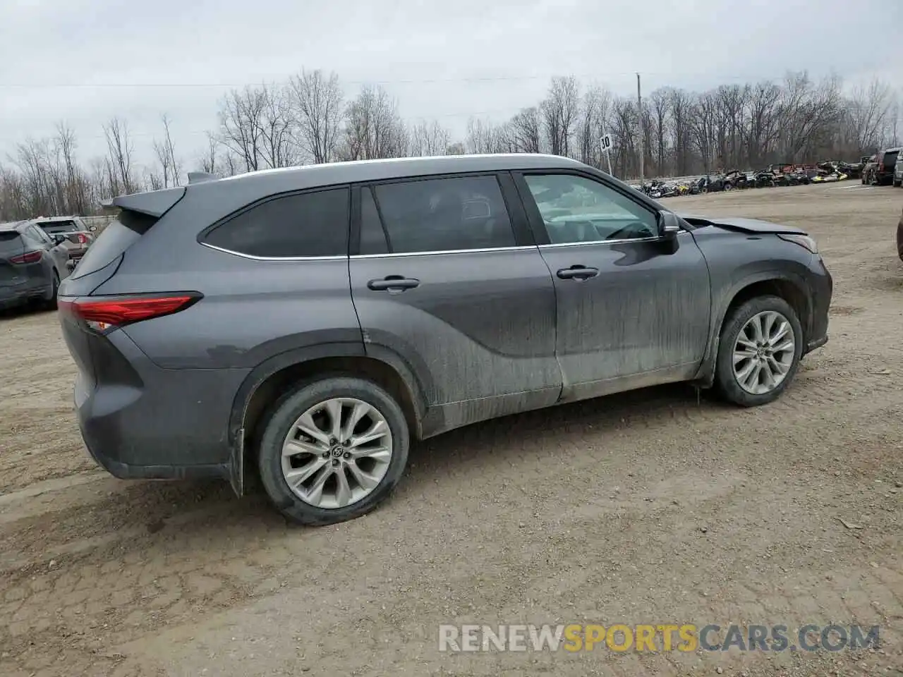 3 Photograph of a damaged car 5TDDZRBH3NS171473 TOYOTA HIGHLANDER 2022