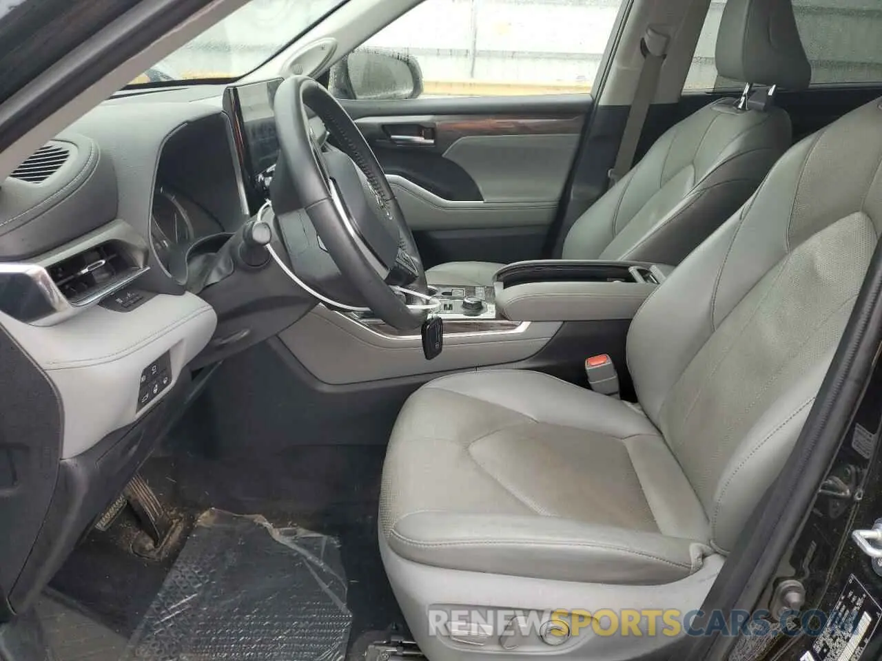 7 Photograph of a damaged car 5TDDZRBH3NS208893 TOYOTA HIGHLANDER 2022