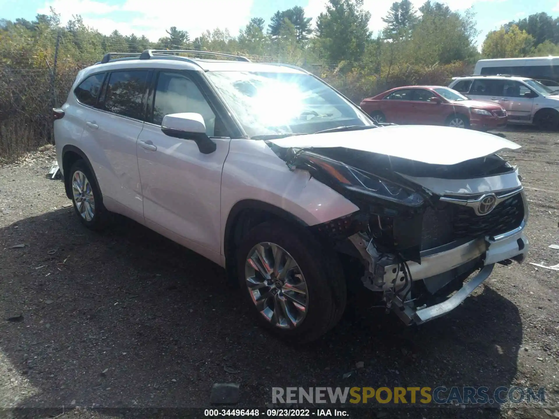 1 Photograph of a damaged car 5TDDZRBH5NS227672 TOYOTA HIGHLANDER 2022