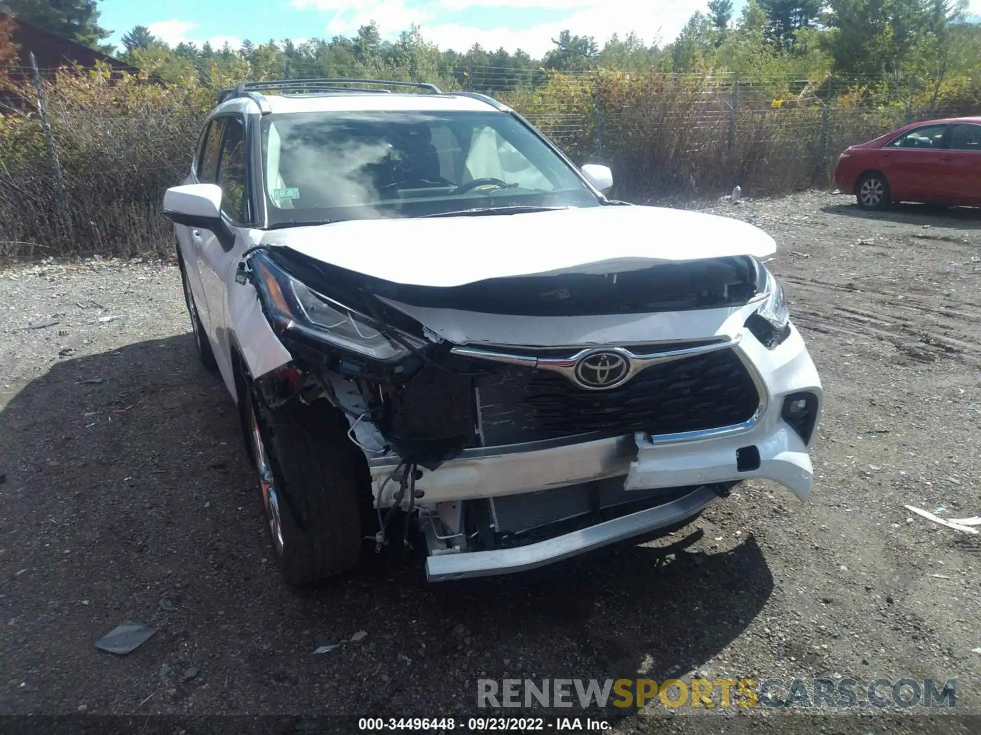 6 Photograph of a damaged car 5TDDZRBH5NS227672 TOYOTA HIGHLANDER 2022