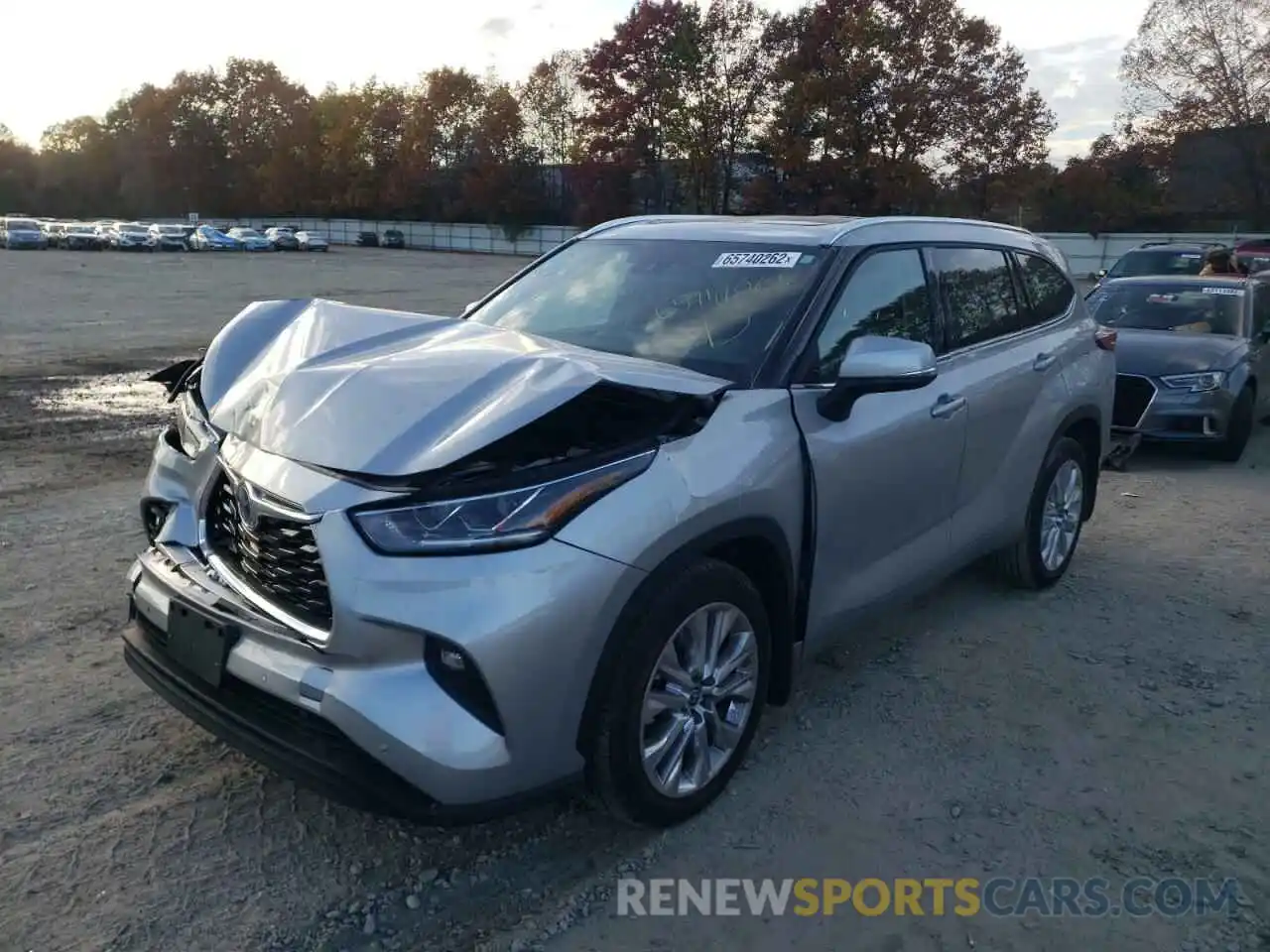 2 Photograph of a damaged car 5TDDZRBH5NS574581 TOYOTA HIGHLANDER 2022