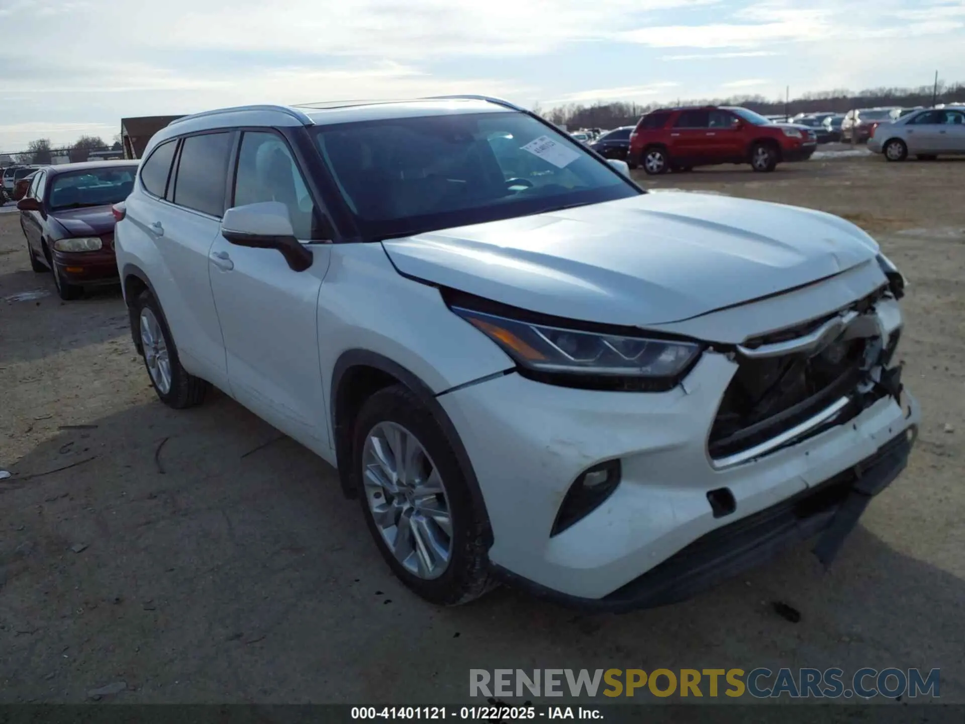 1 Photograph of a damaged car 5TDDZRBH8NS192285 TOYOTA HIGHLANDER 2022