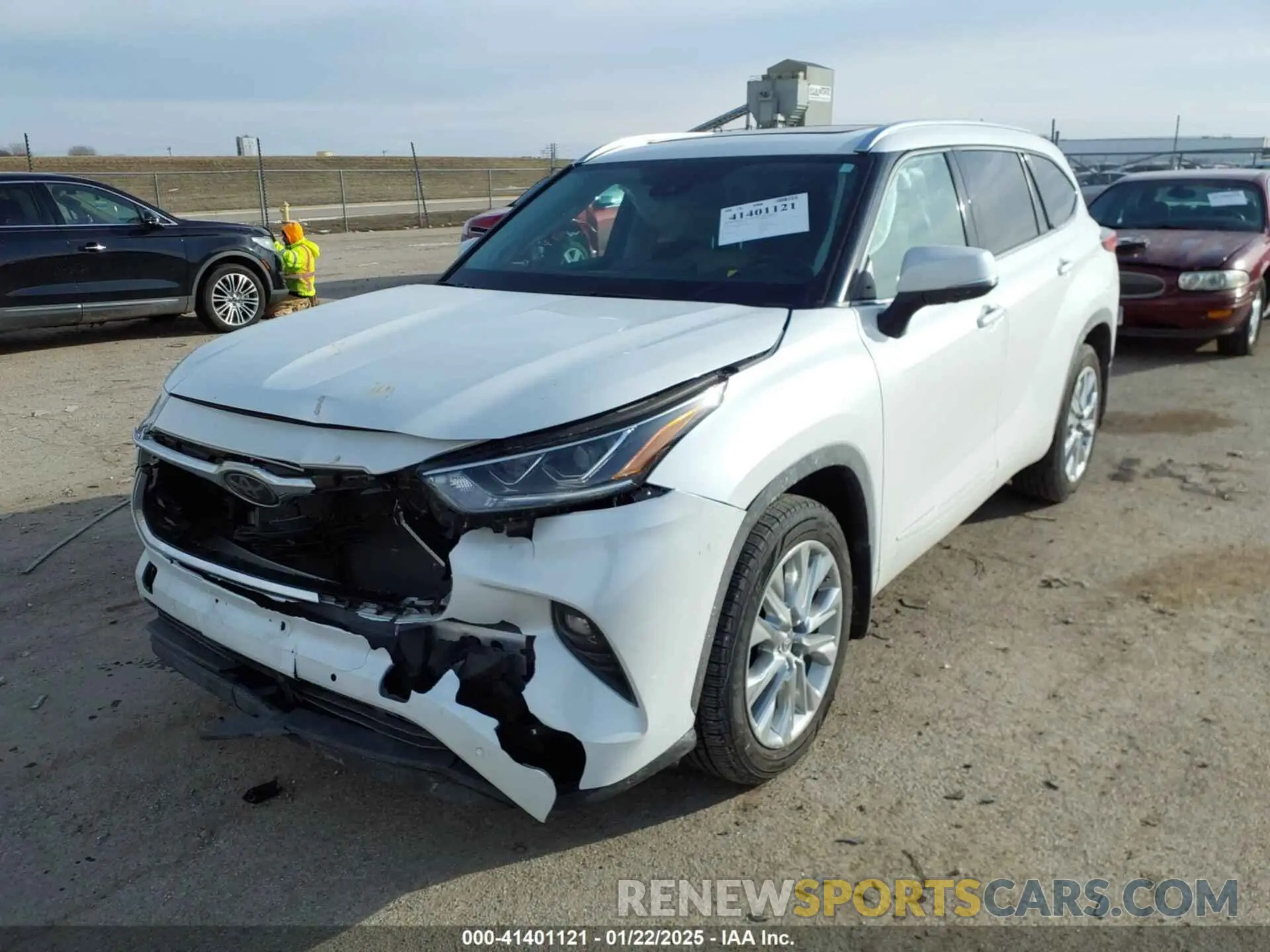 2 Photograph of a damaged car 5TDDZRBH8NS192285 TOYOTA HIGHLANDER 2022