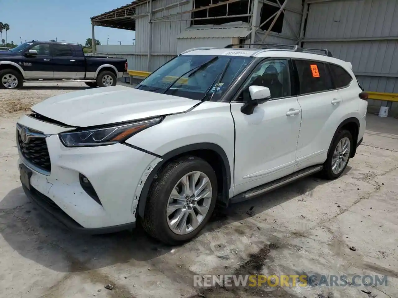 1 Photograph of a damaged car 5TDDZRBH8NS213040 TOYOTA HIGHLANDER 2022