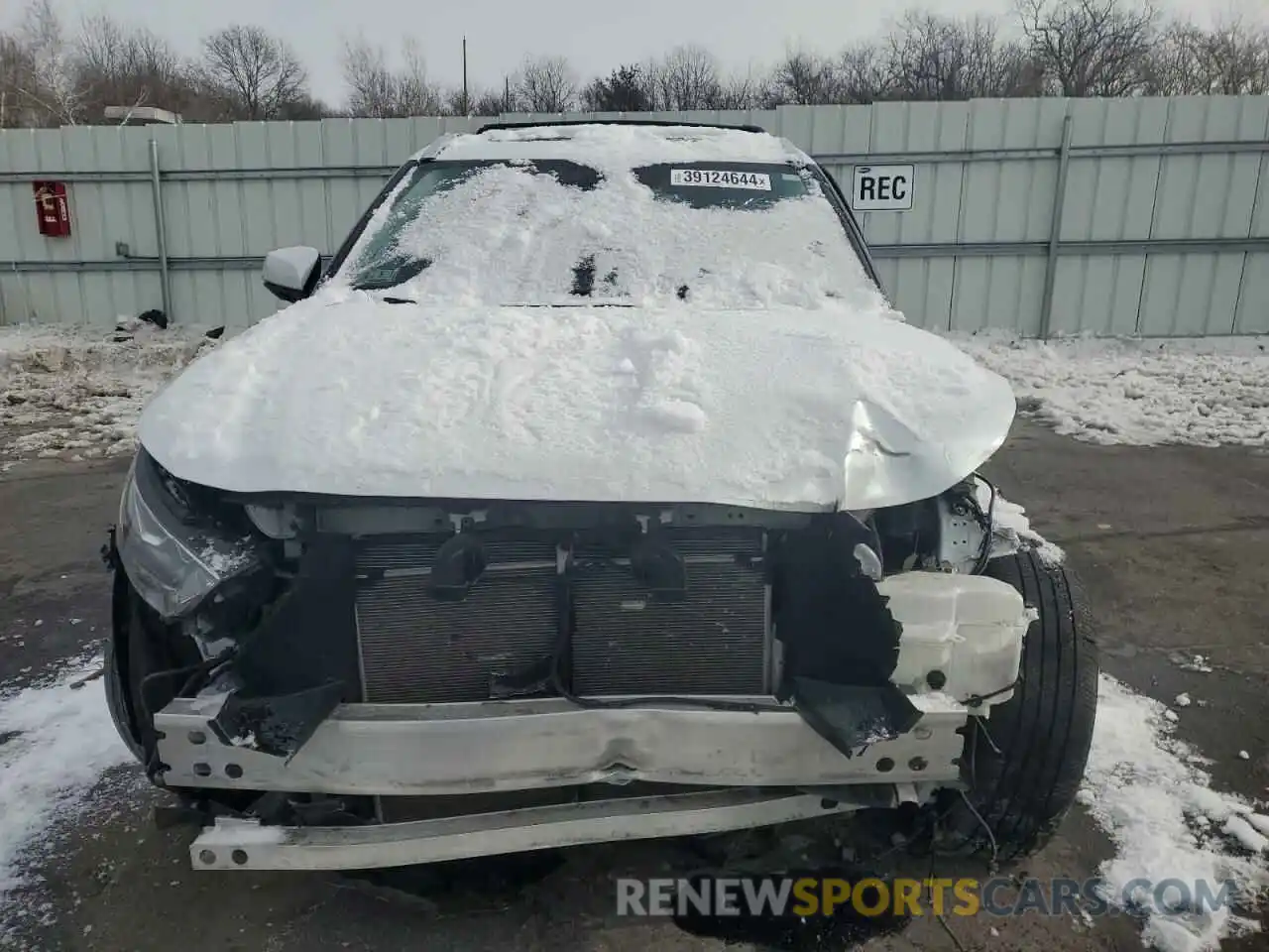 5 Photograph of a damaged car 5TDDZRBHXNS217820 TOYOTA HIGHLANDER 2022